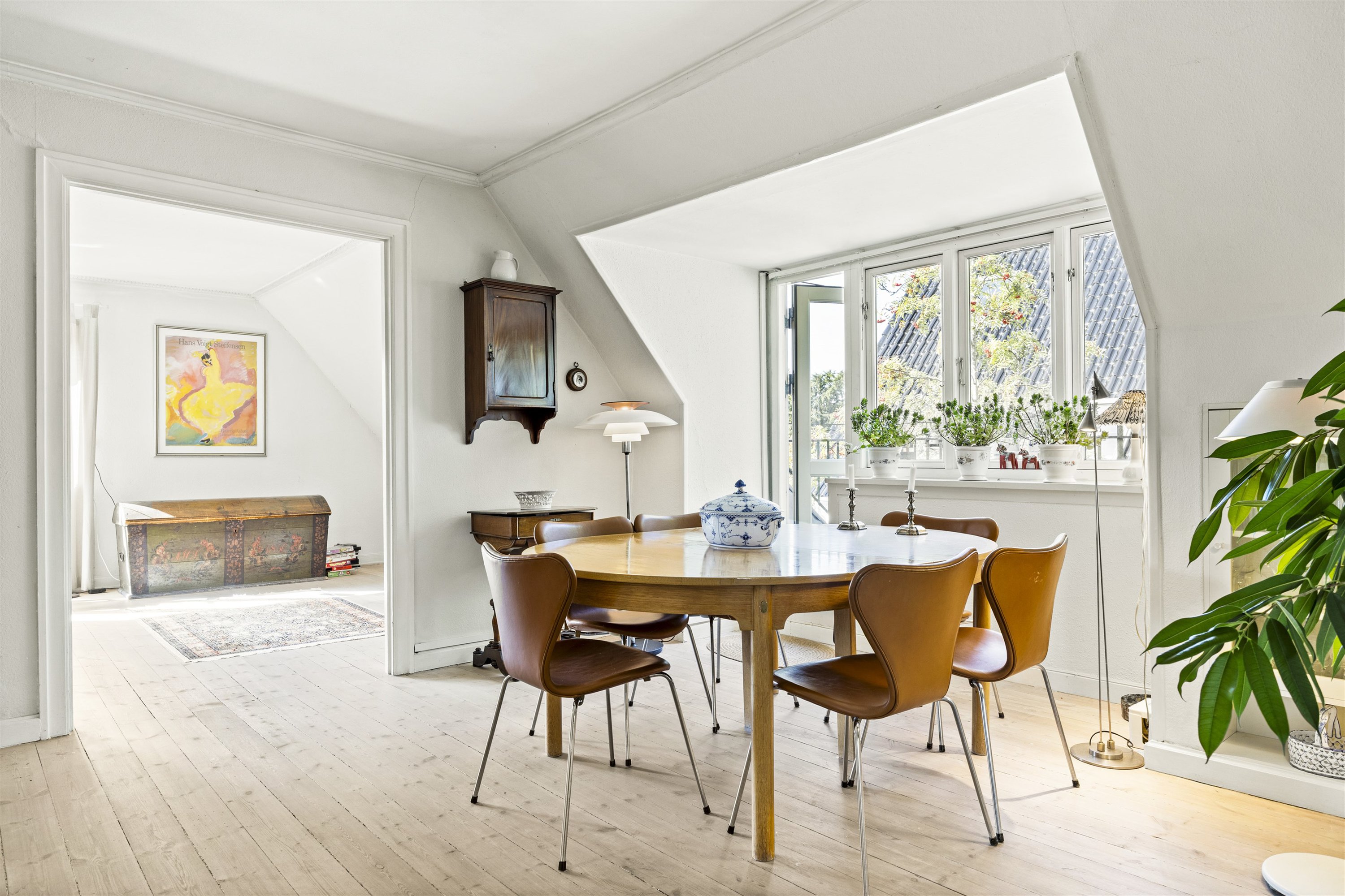 Fremhævet andet billede i fuldskærmstilstand. Billede af Kærmindevej 27, 1., 2820 Gentofte