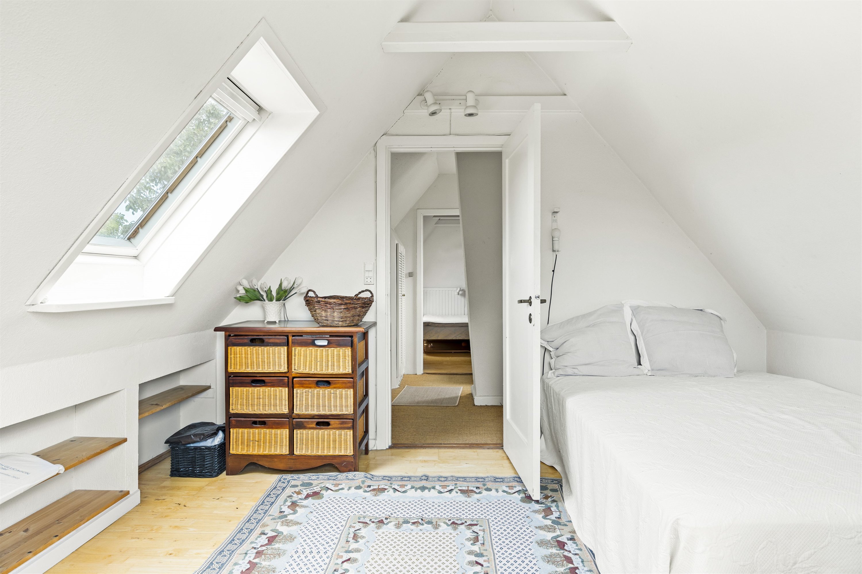 Fremhævet andet billede i fuldskærmstilstand. Billede af Kærmindevej 27, 1., 2820 Gentofte