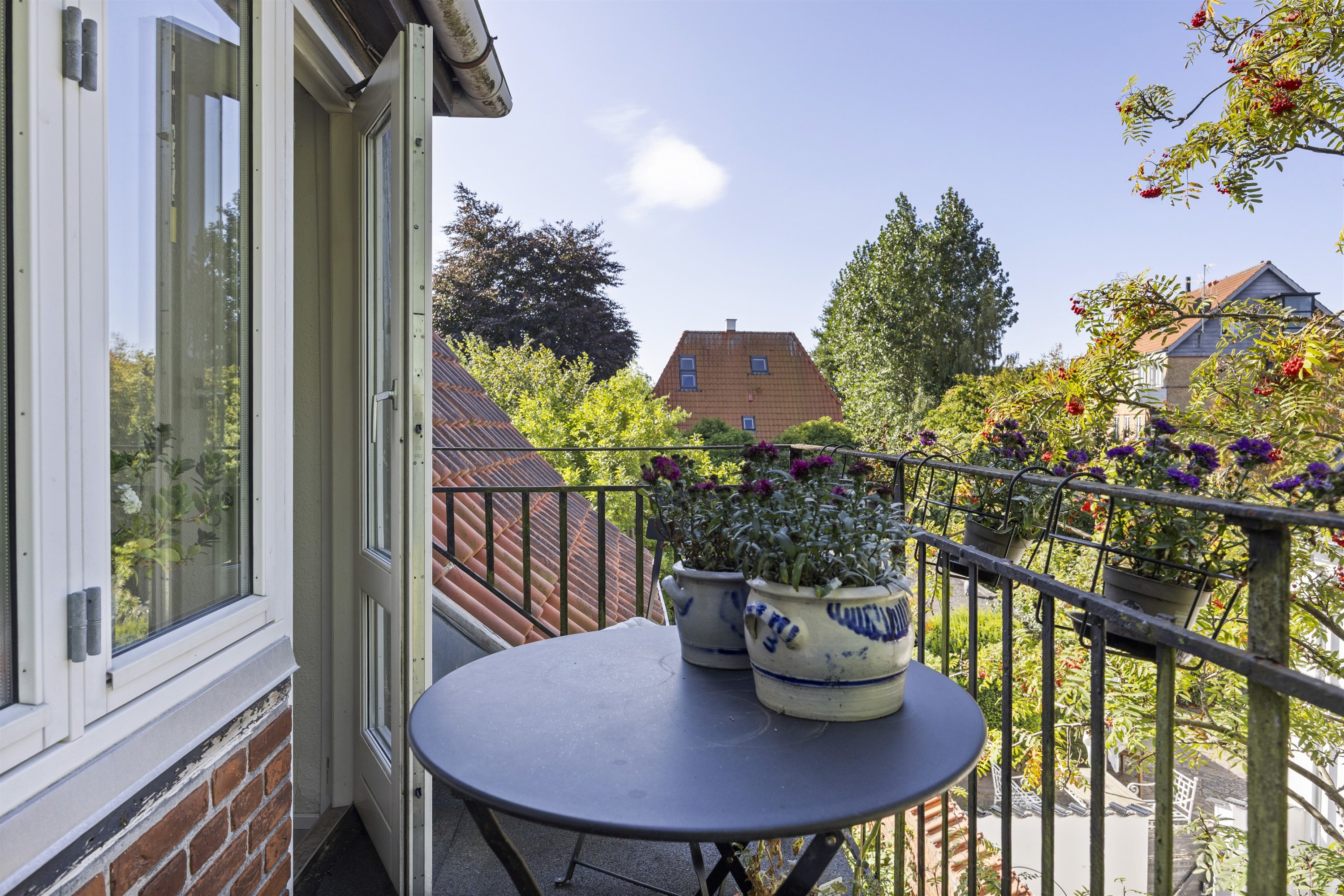 Fremhævet andet billede i fuldskærmstilstand. Billede af Kærmindevej 27, 1., 2820 Gentofte