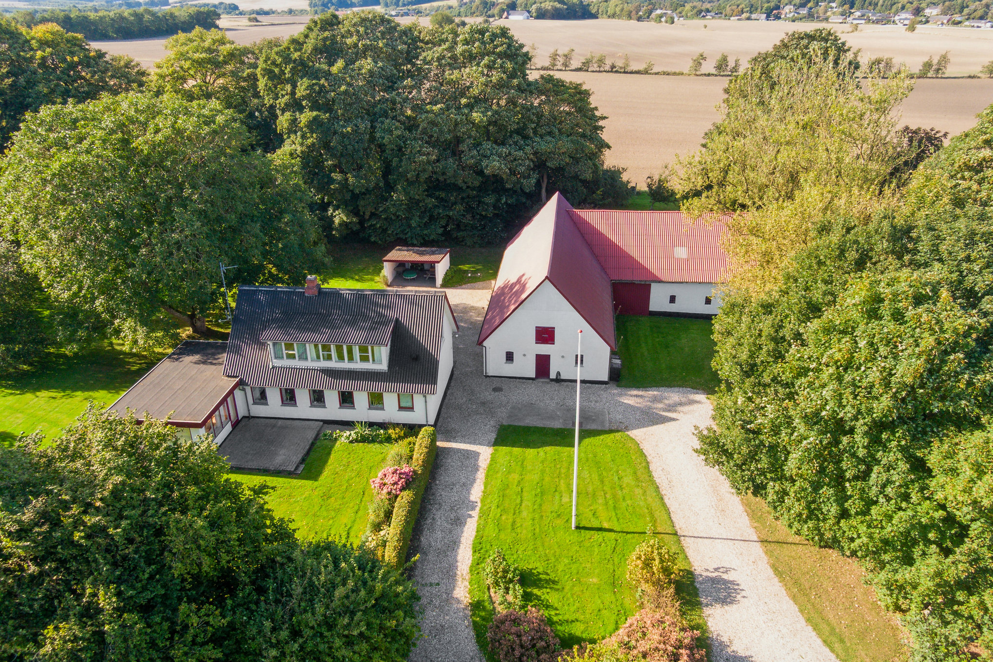 Fremhævet luftfoto billede i fuldskærmstilstand. Billede af Bavnevej 140, Tvede, 8930 Randers NØ