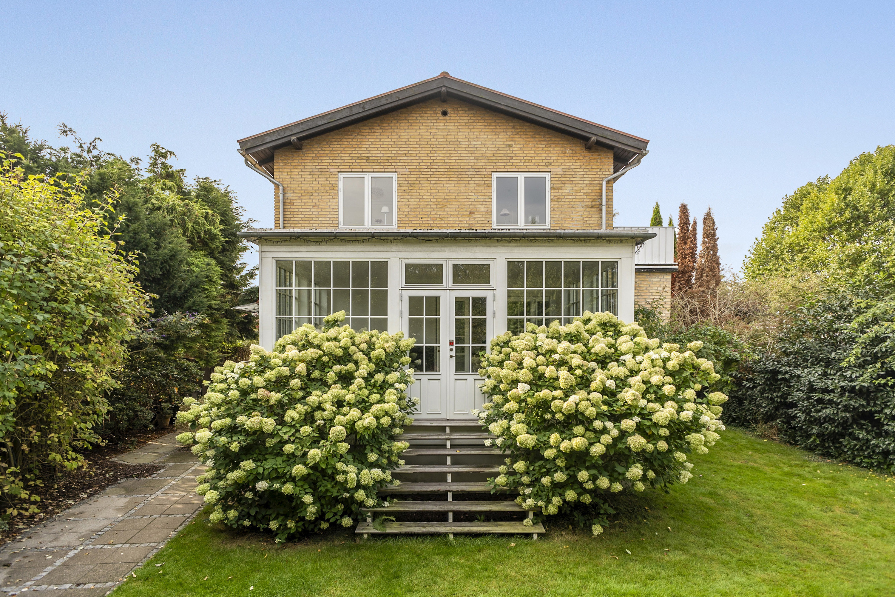 Fremhævet ejendommen billede i fuldskærmstilstand. Billede af Kollegievej 27, 2920 Charlottenlund