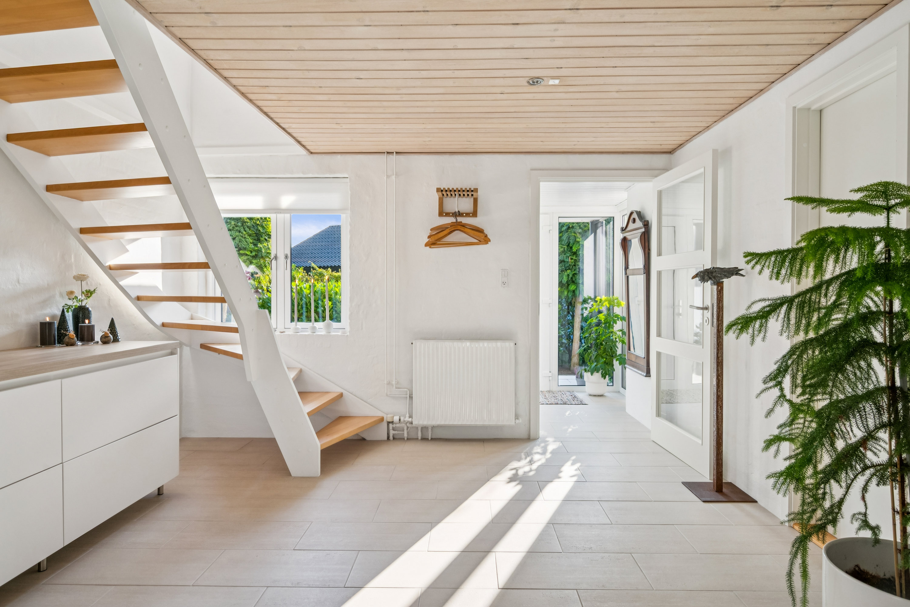 Fremhævet gang billede i fuldskærmstilstand. Billede af Strandbyvej 31, 8240 Risskov