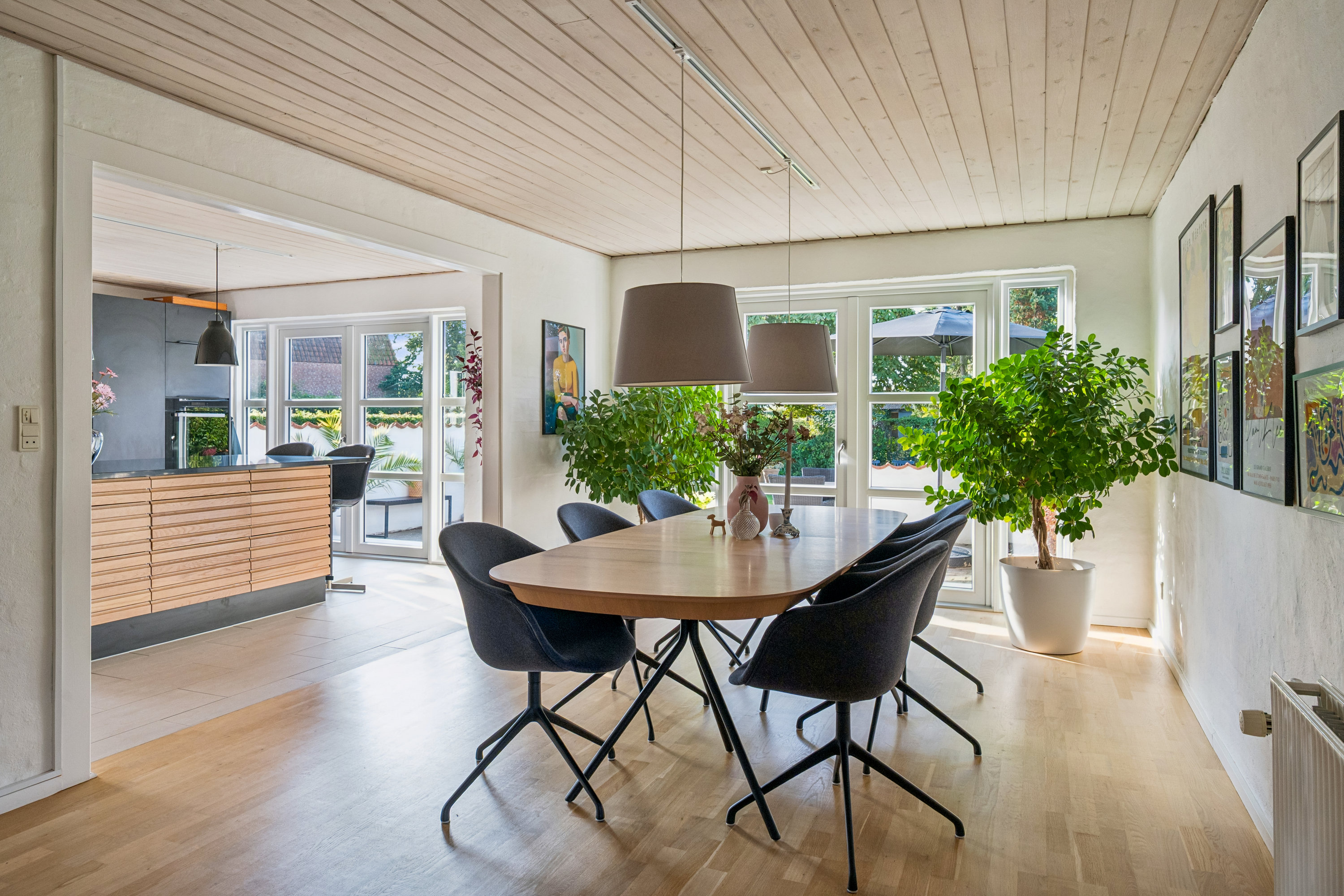 Fremhævet spisestue billede i fuldskærmstilstand. Billede af Strandbyvej 31, 8240 Risskov