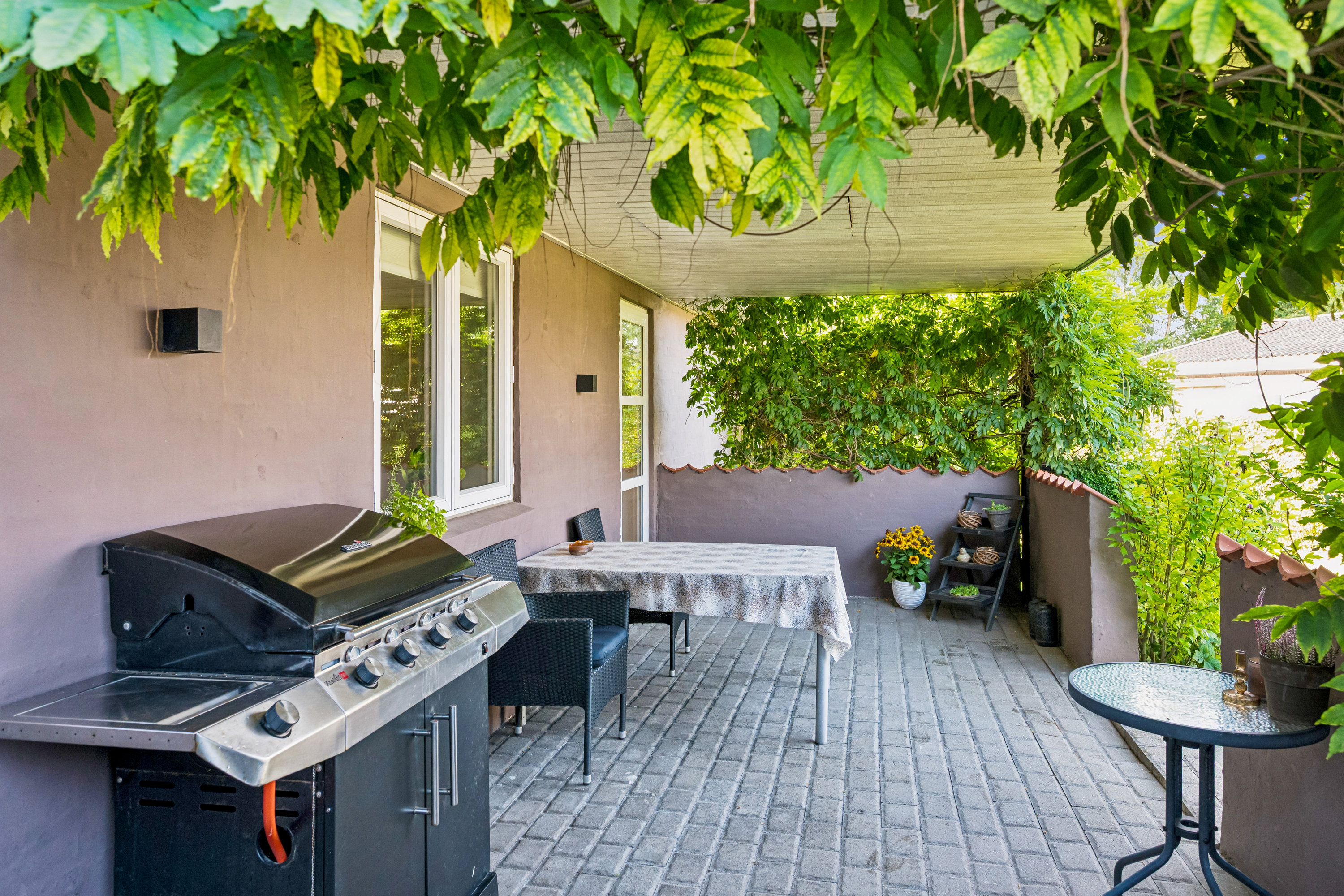 Fremhævet terrasse billede i fuldskærmstilstand. Billede af Strandbyvej 31, 8240 Risskov