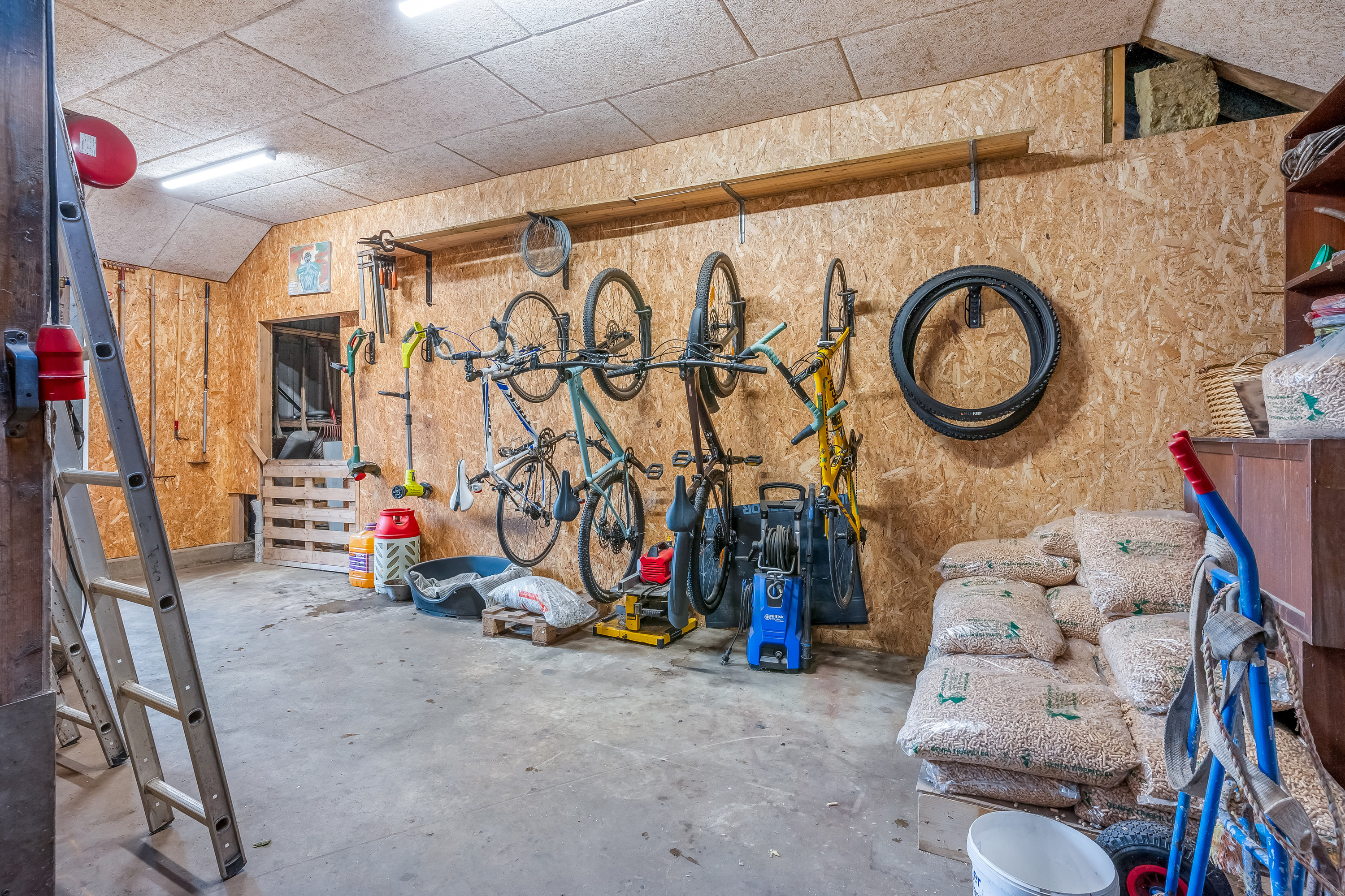 Fremhævet lade billede i fuldskærmstilstand. Billede af Borgdalvej 1, Gudum, 7620 Lemvig