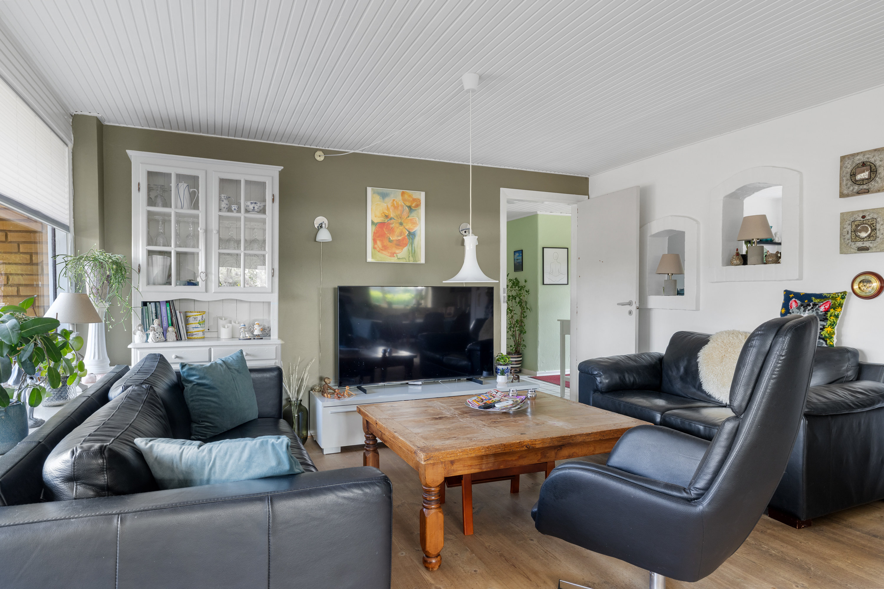 Fremhævet stue billede i fuldskærmstilstand. Billede af Toftevej 2, V. Åby , 5600 Faaborg