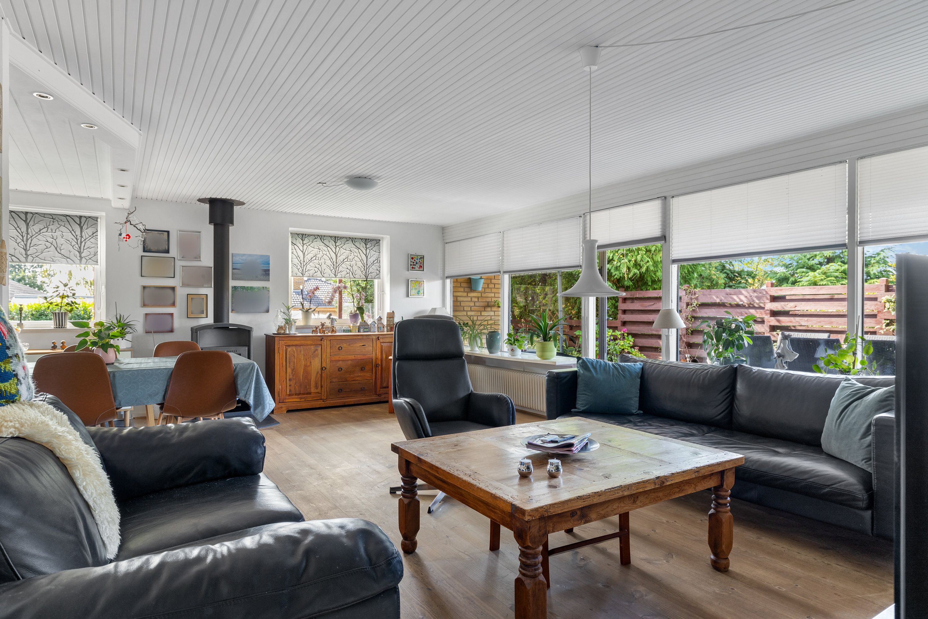 Fremhævet stue billede i fuldskærmstilstand. Billede af Toftevej 2, V. Åby , 5600 Faaborg