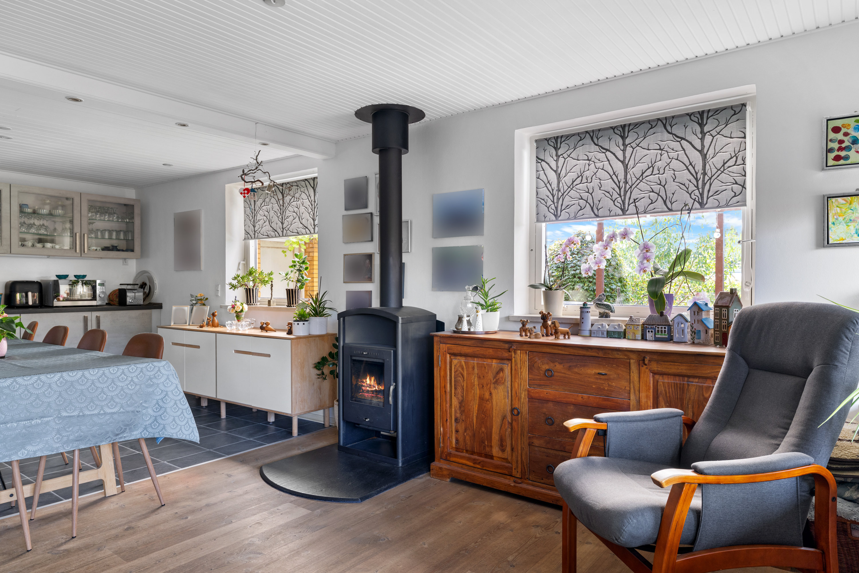 Fremhævet stue billede i fuldskærmstilstand. Billede af Toftevej 2, V. Åby , 5600 Faaborg