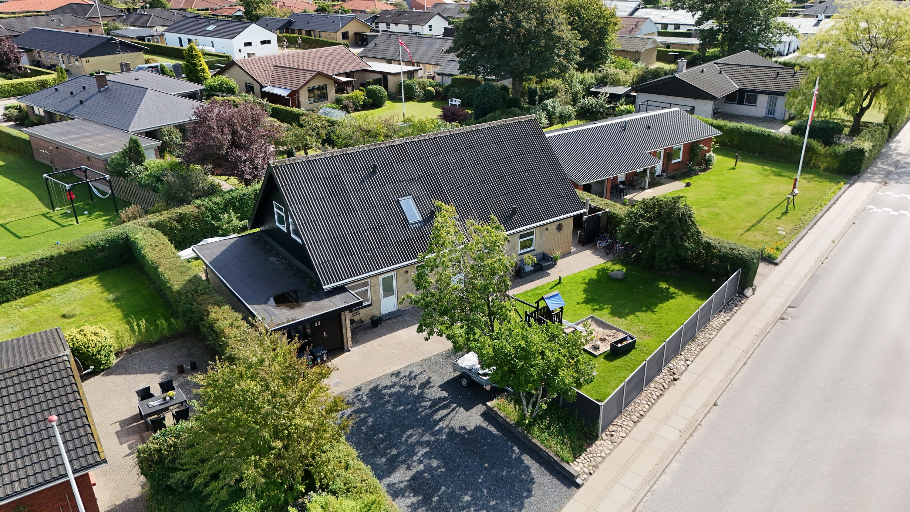 Fremhævet luftfoto billede i fuldskærmstilstand. Billede af Døstrupvej 44, Hørby, 9500 Hobro