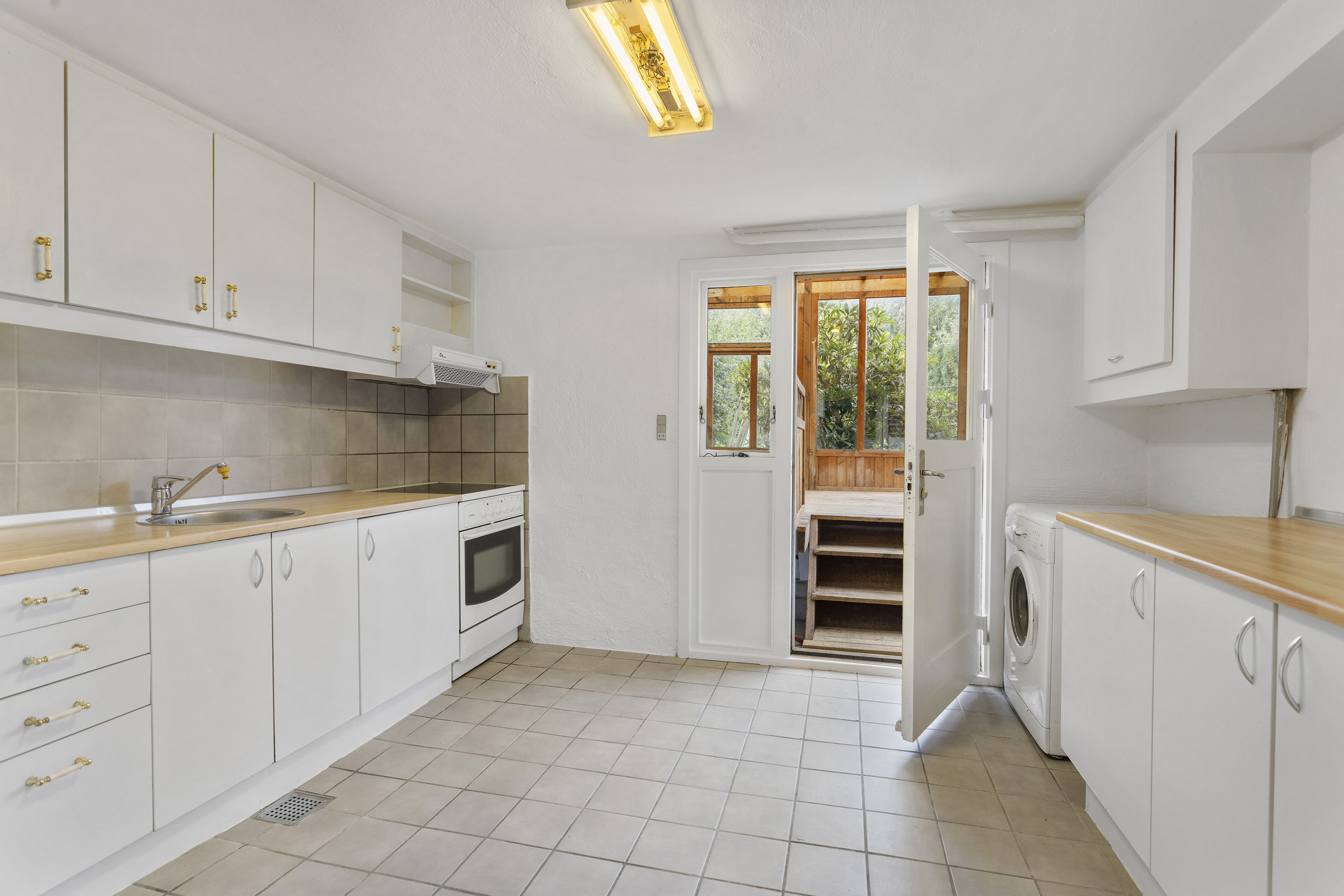 Fremhævet grovkøkken billede i fuldskærmstilstand. Billede af Svanholmsvej 13, 9900 Frederikshavn