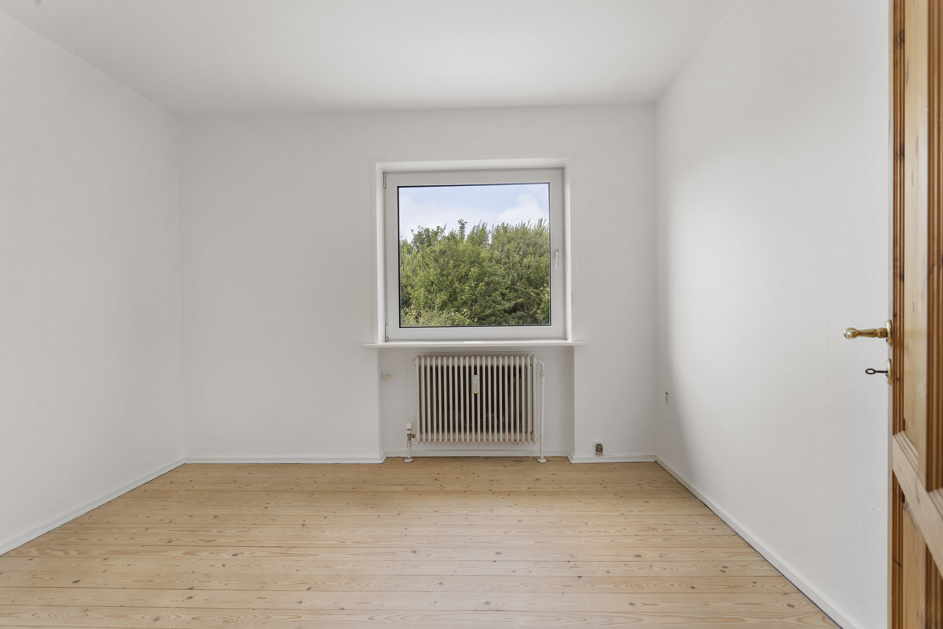 Fremhævet værelse billede i fuldskærmstilstand. Billede af Svanholmsvej 13, 9900 Frederikshavn