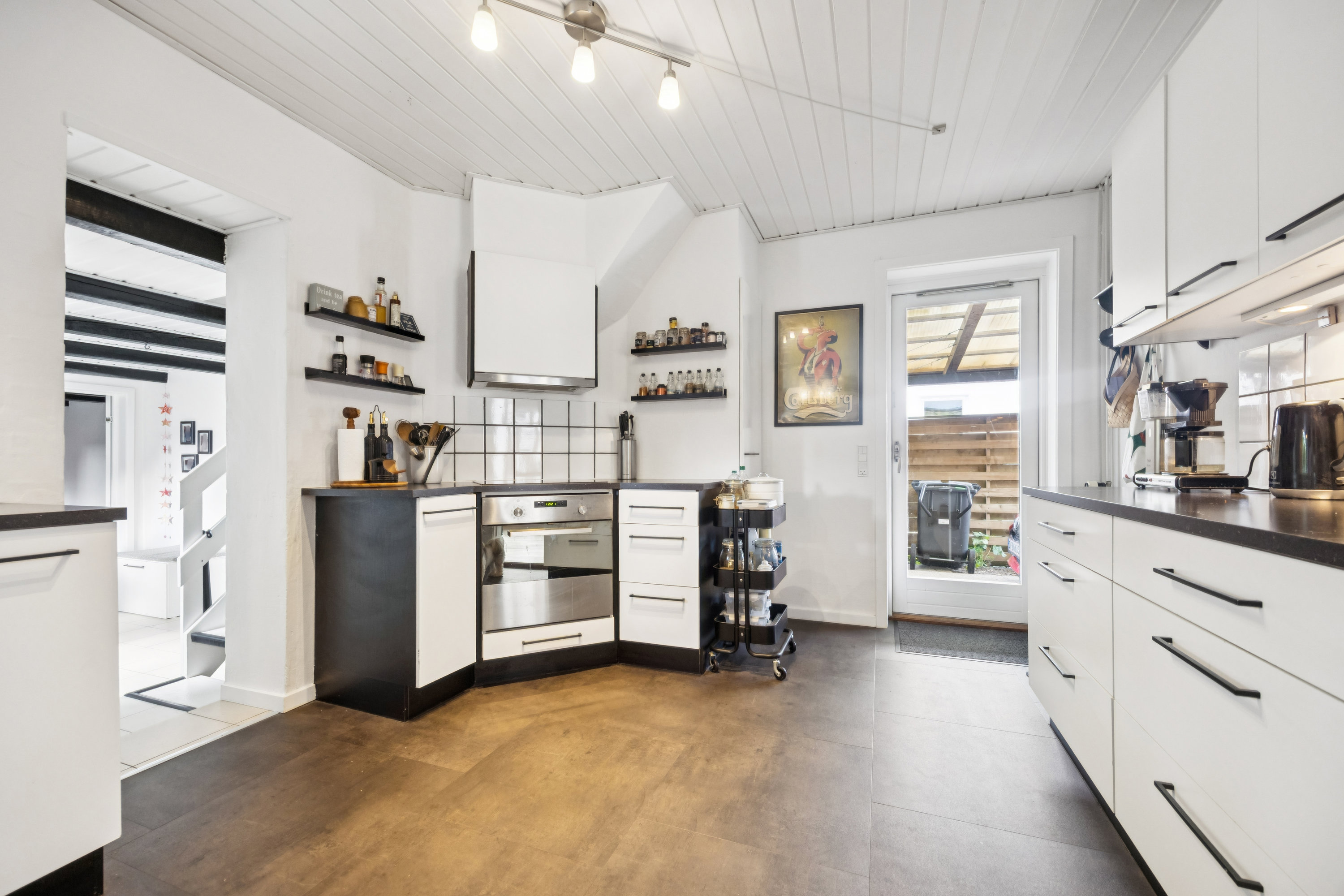 Fremhævet køkken billede i fuldskærmstilstand. Billede af Knøsgårdvej 30, 9440 Aabybro