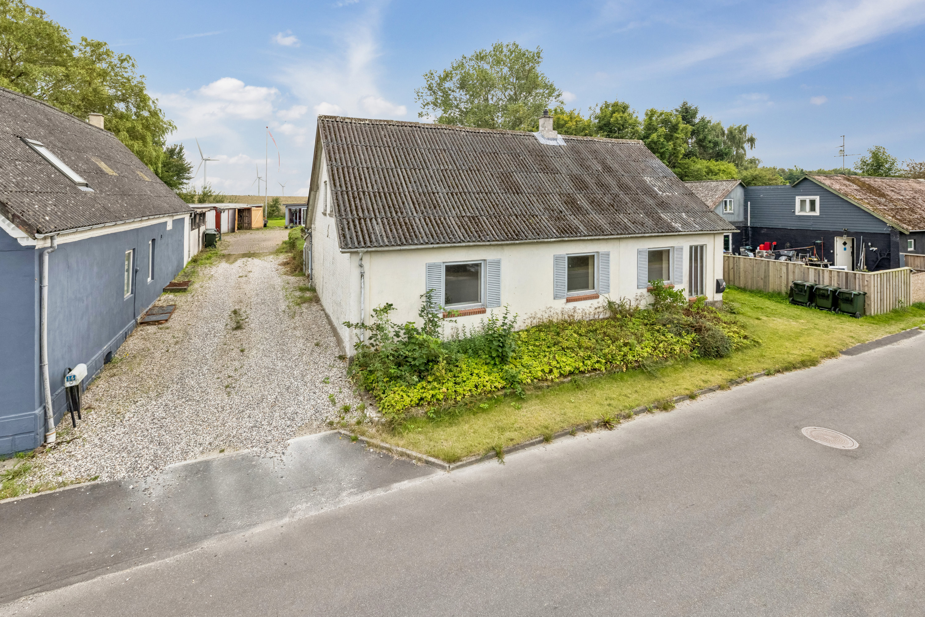 Fremhævet ejendom 1 billede i fuldskærmstilstand. Billede af Lystrupvej 12, Lystrup, 8961 Allingåbro