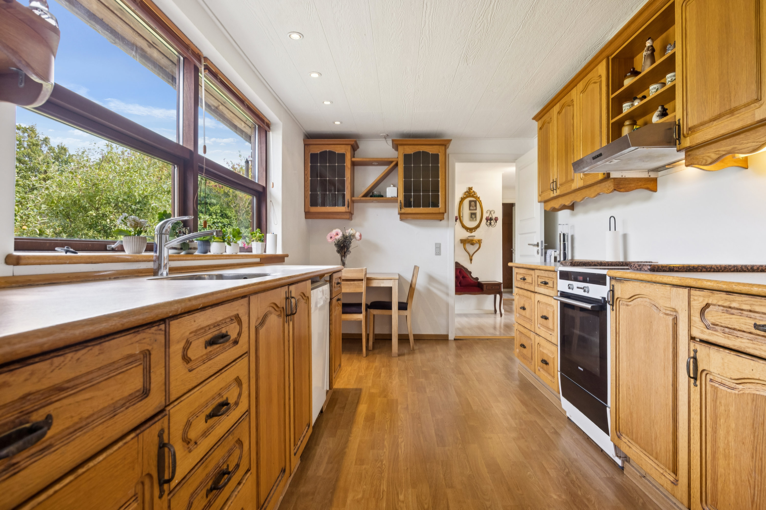 Fremhævet køkken billede i fuldskærmstilstand. Billede af Strindbergparken 58, 9381 Sulsted