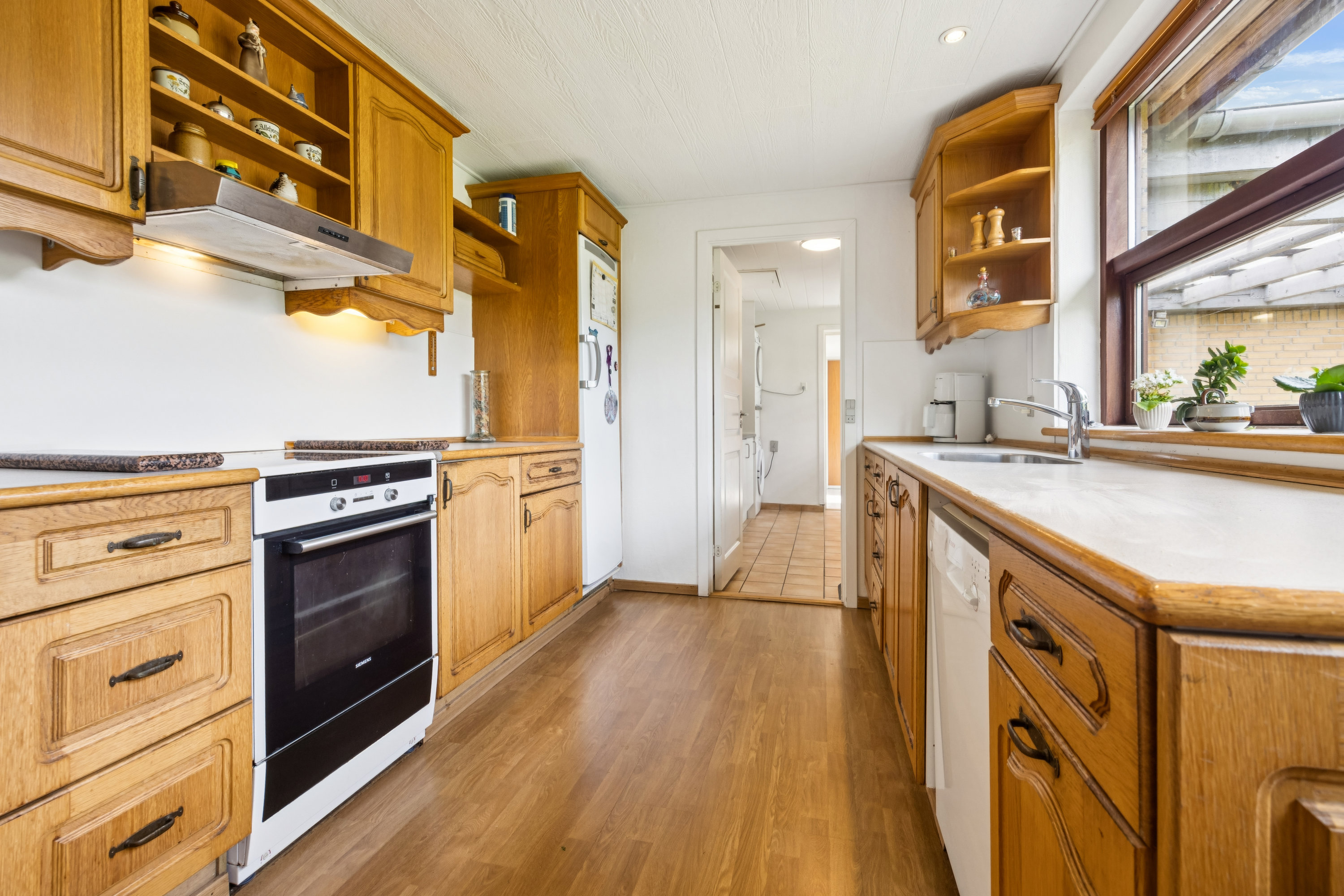 Fremhævet køkken billede i fuldskærmstilstand. Billede af Strindbergparken 58, 9381 Sulsted