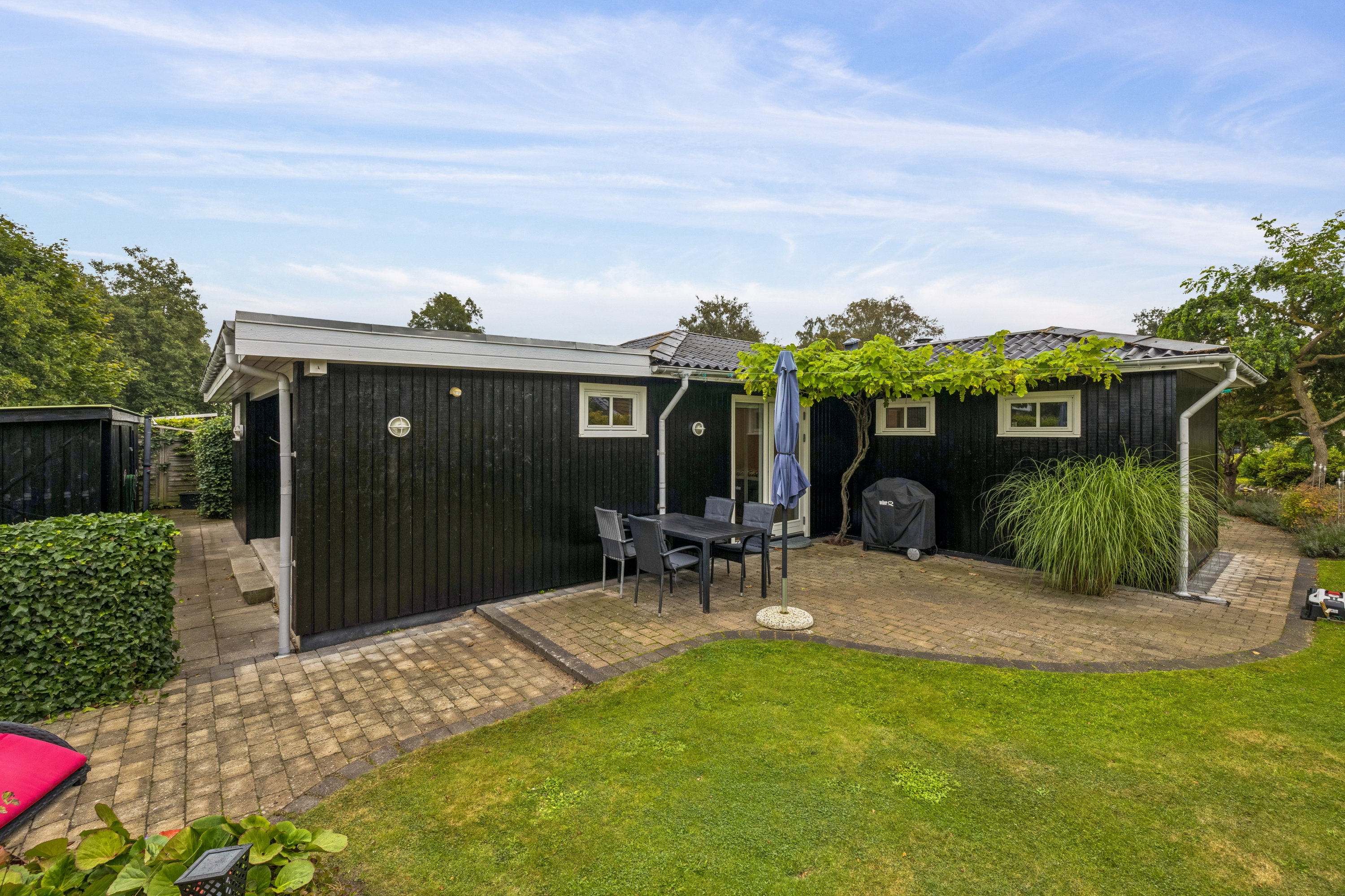 Fremhævet have billede i fuldskærmstilstand. Billede af Lindevej 28, 8500 Grenaa