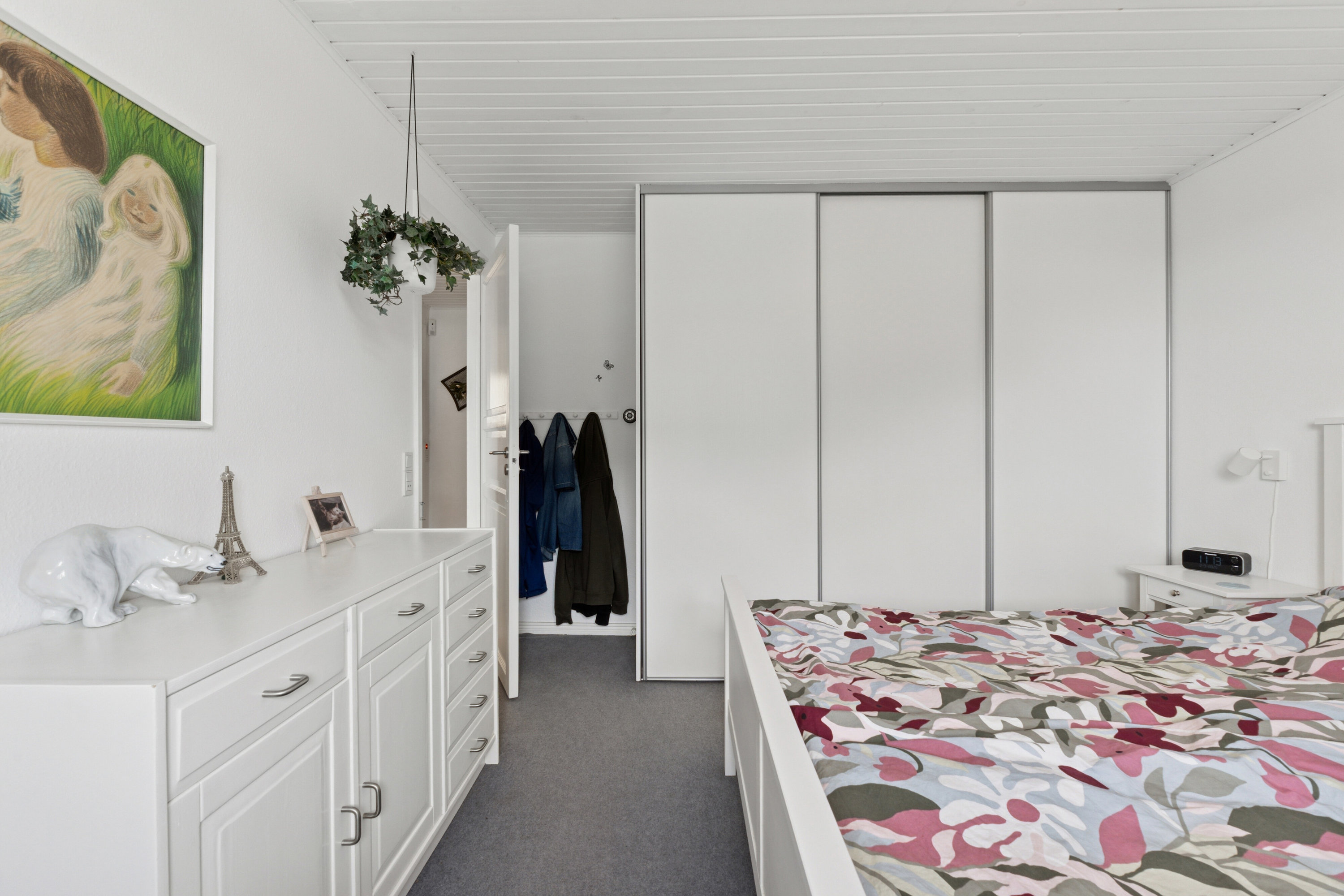 Fremhævet soveværelse billede i fuldskærmstilstand. Billede af Åsumvej 689, 5240 Odense NØ