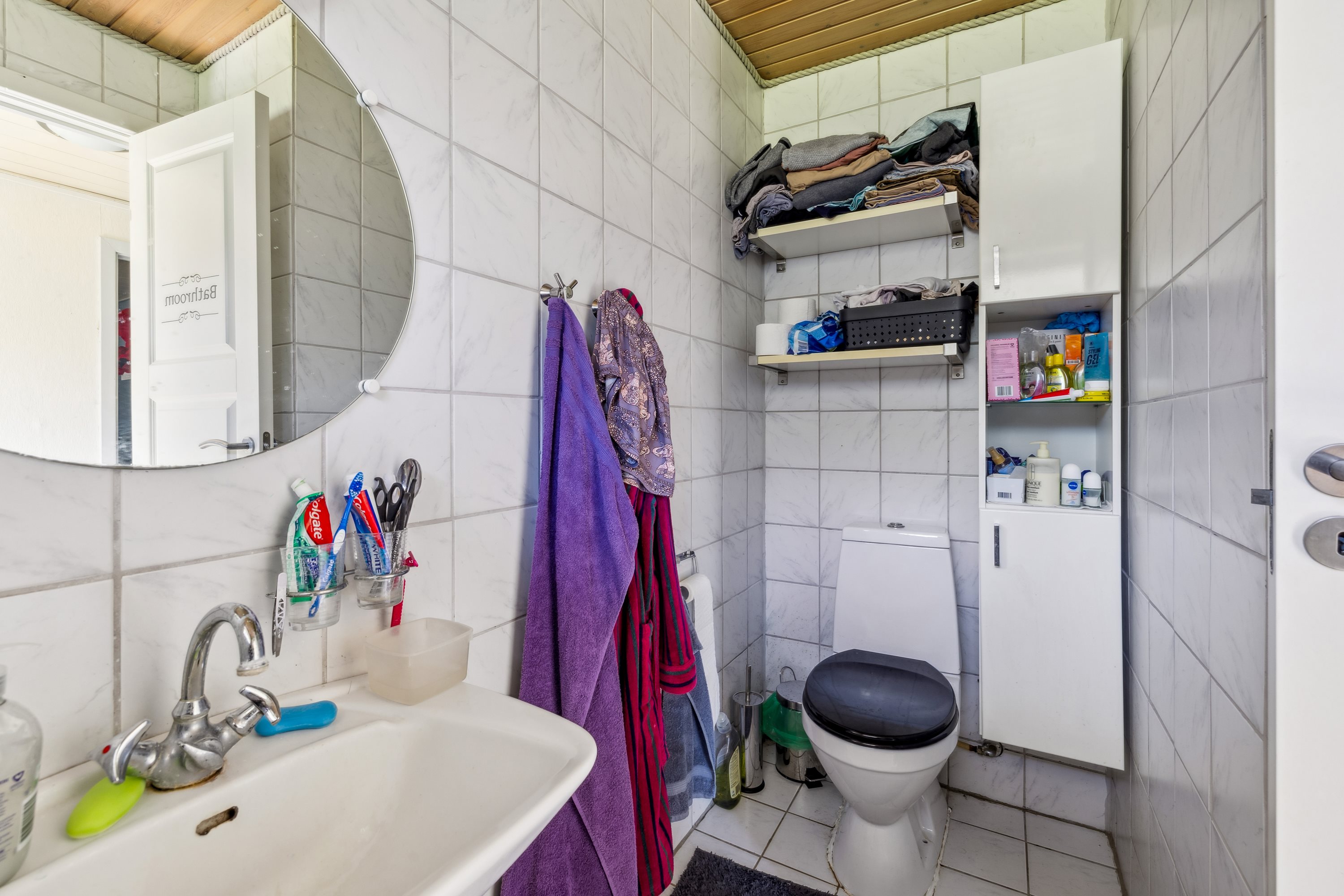 Fremhævet badeværelse billede i fuldskærmstilstand. Billede af Lindegårdsvej 5, 5642 Millinge