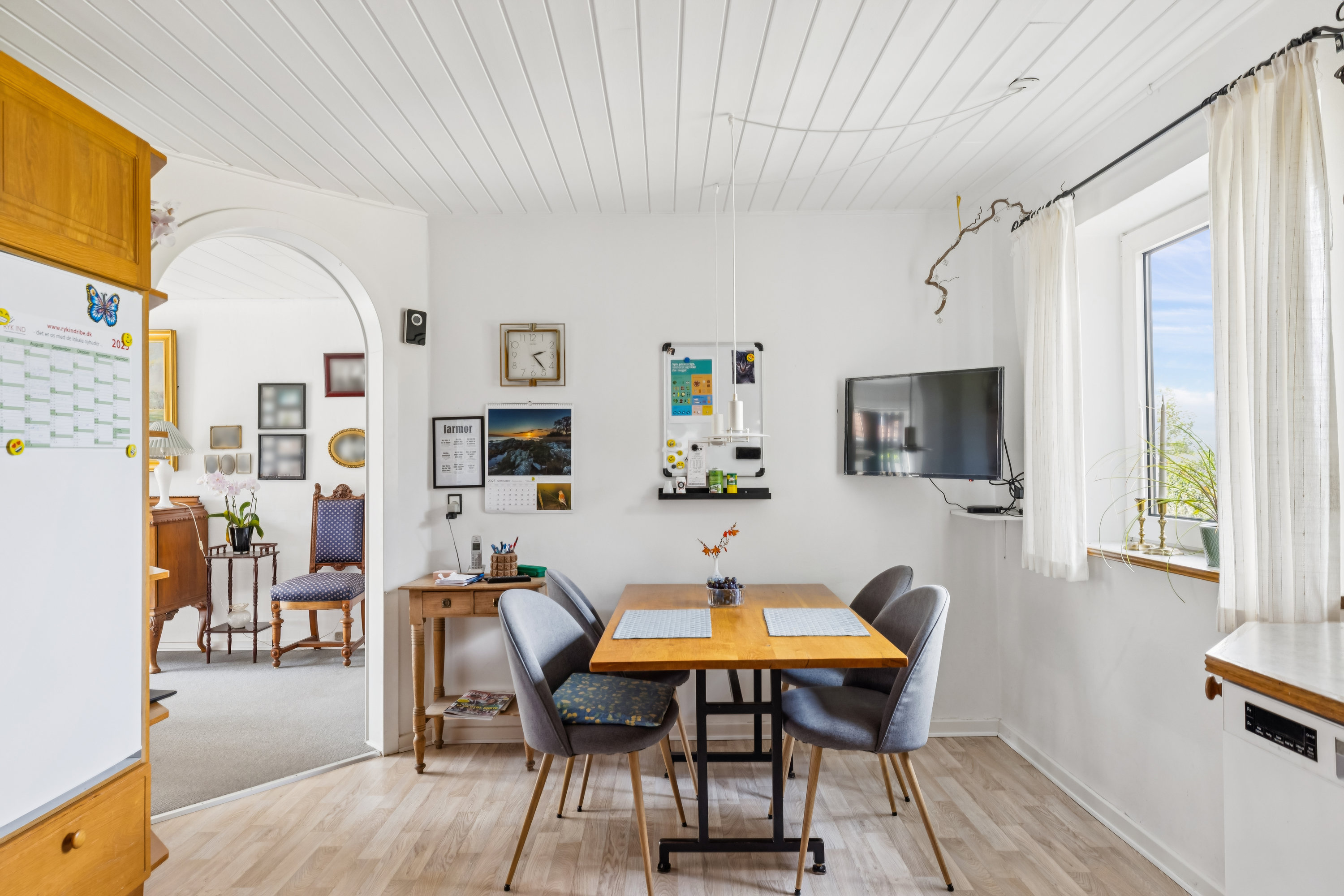 Fremhævet køkken billede i fuldskærmstilstand. Billede af Tanderup Digevej 10, Kærbøl, 6760 Ribe