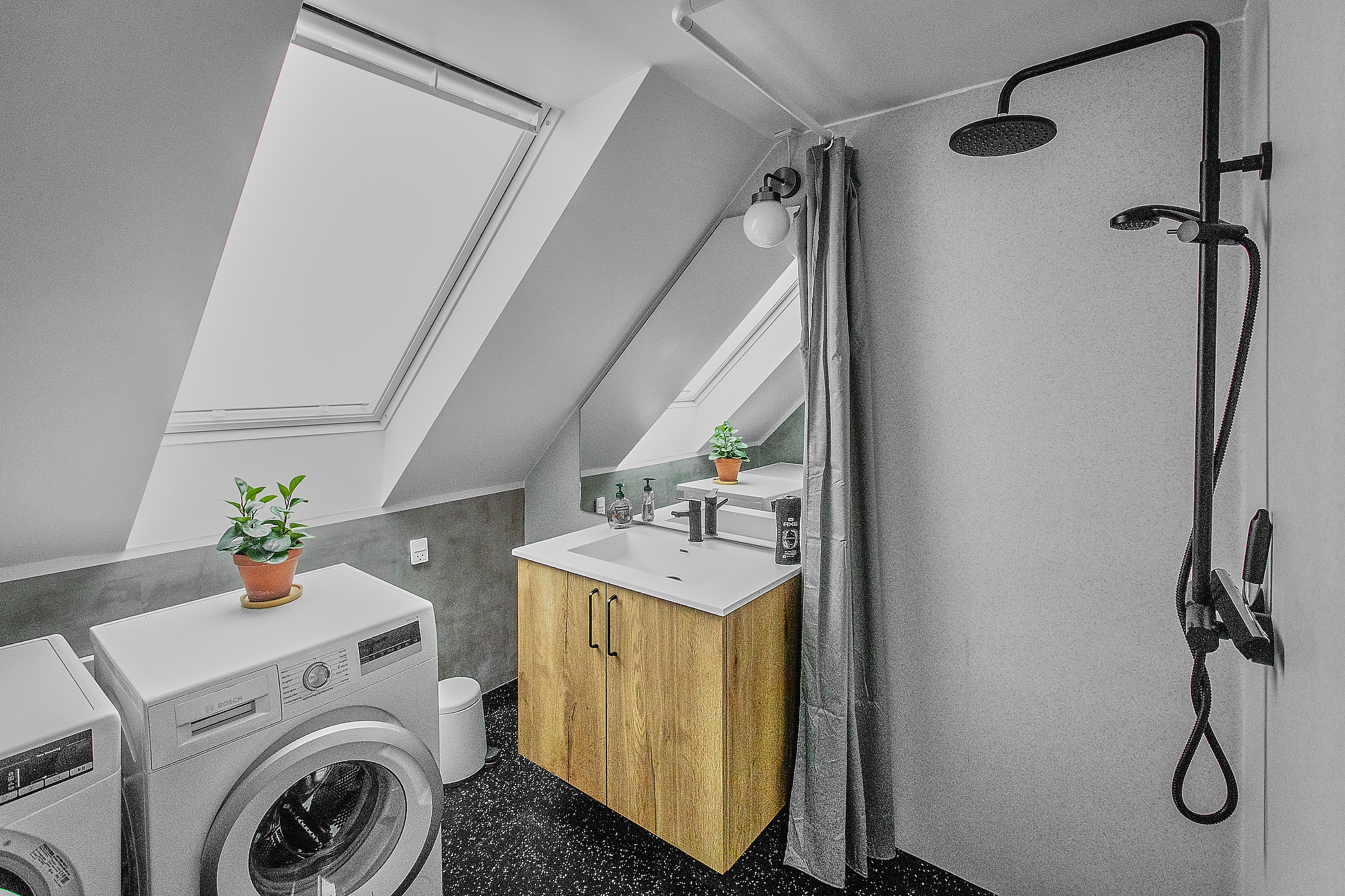 Fremhævet toilet billede i fuldskærmstilstand. Billede af Rosenkrantzgade 9, 8000 Aarhus C