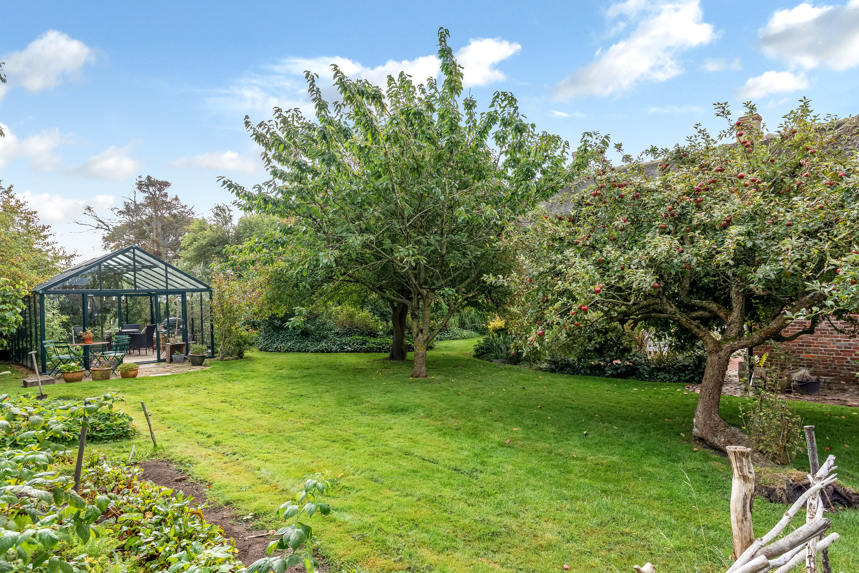 Fremhævet have billede i fuldskærmstilstand. Billede af Strandvej 2, 6280 Højer