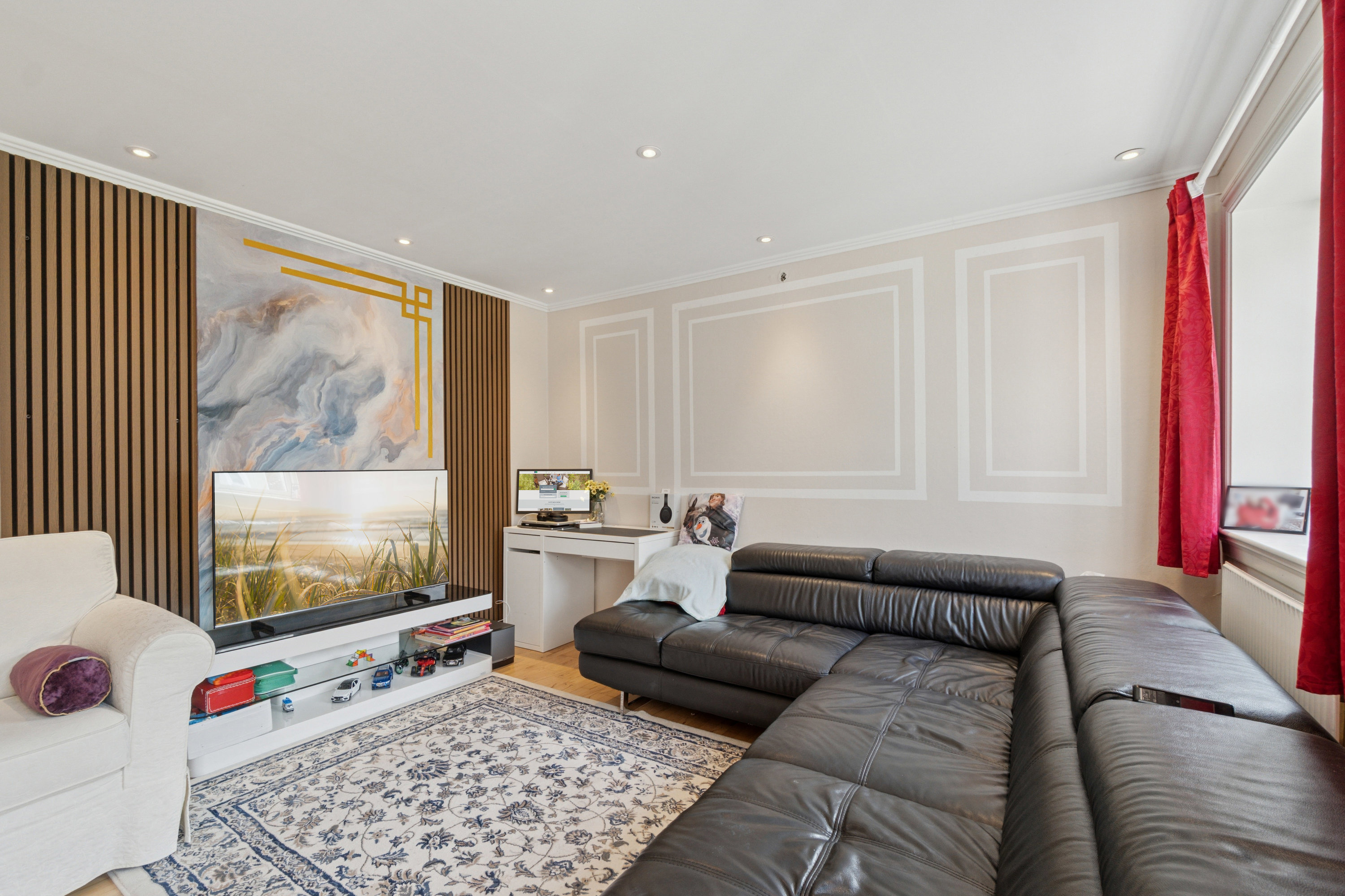 Fremhævet  billede i fuldskærmstilstand. Billede af Klosterdammen 30, 2605 Brøndby