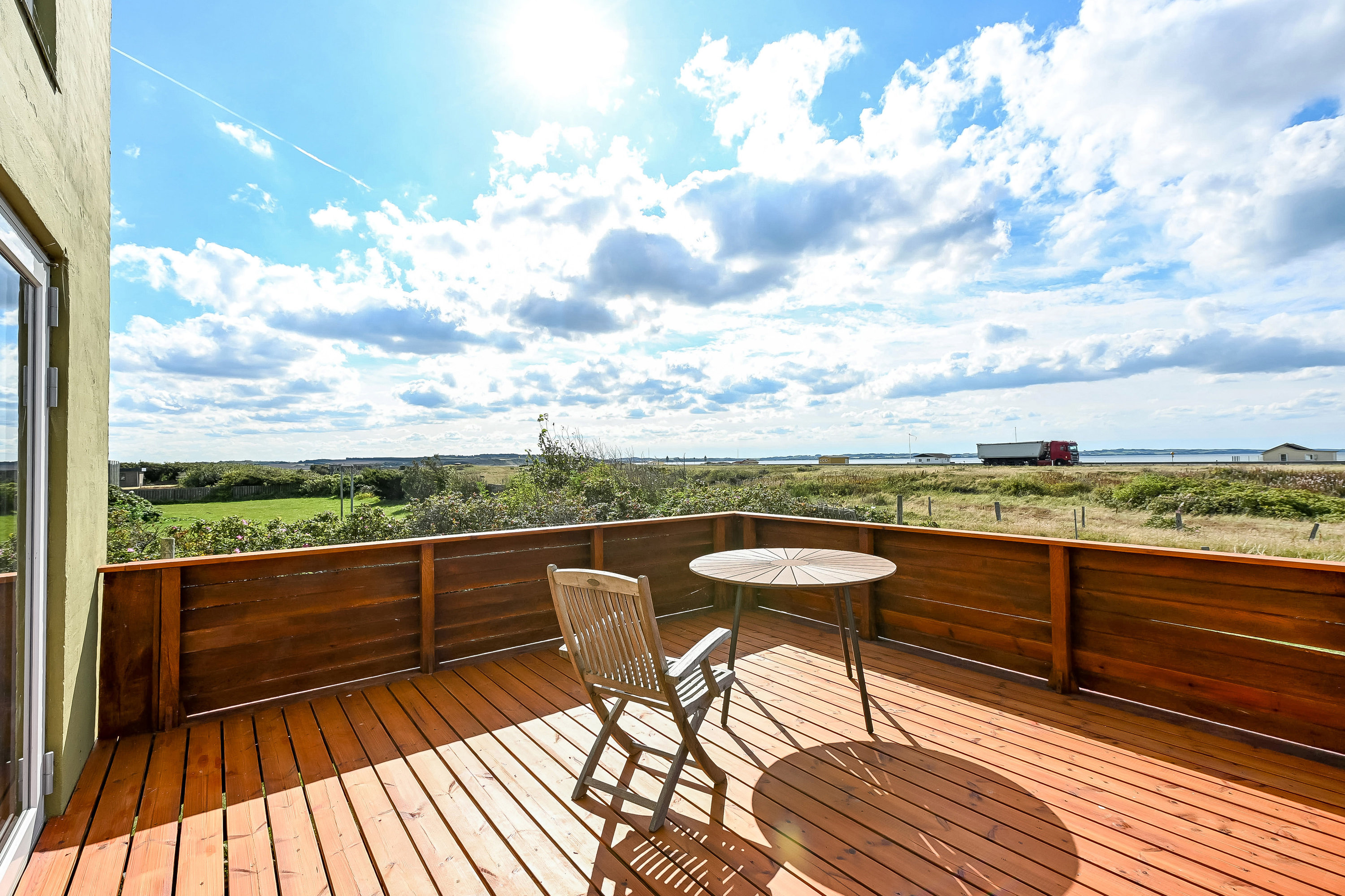 Fremhævet terrasse billede i fuldskærmstilstand. Billede af Gl Færgevej 14, Oddesund Syd, 7600 Struer