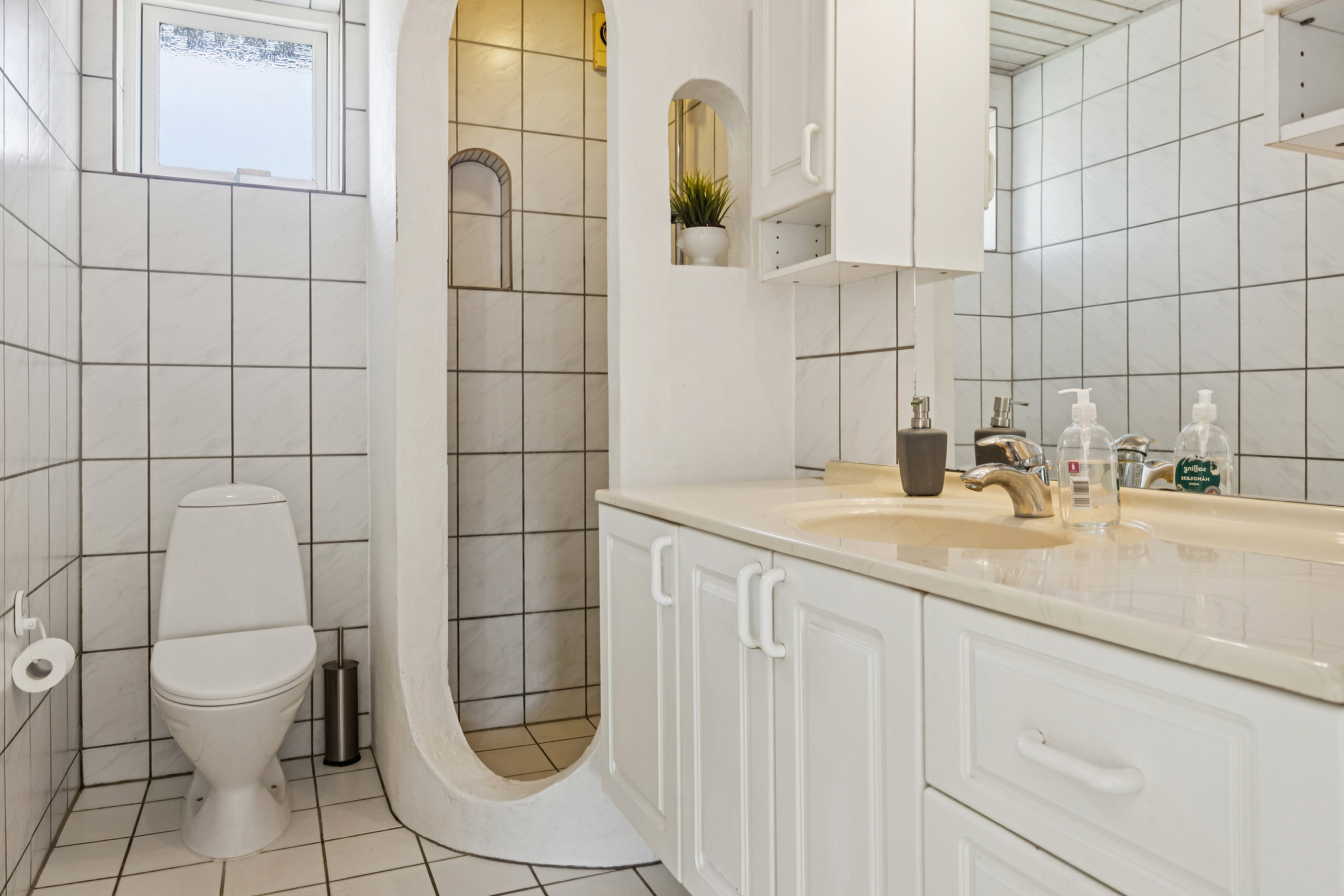 Fremhævet badeværelse billede i fuldskærmstilstand. Billede af Bøgildsvej 10, Biersted, 9440 Aabybro