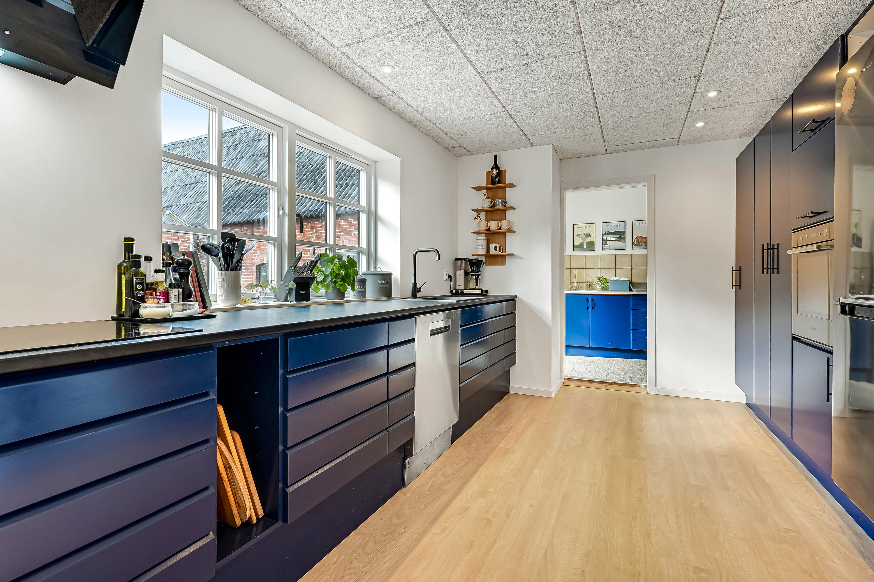 Fremhævet køkken billede i fuldskærmstilstand. Billede af Holstebrovej 26A, Bjert, 7830 Vinderup