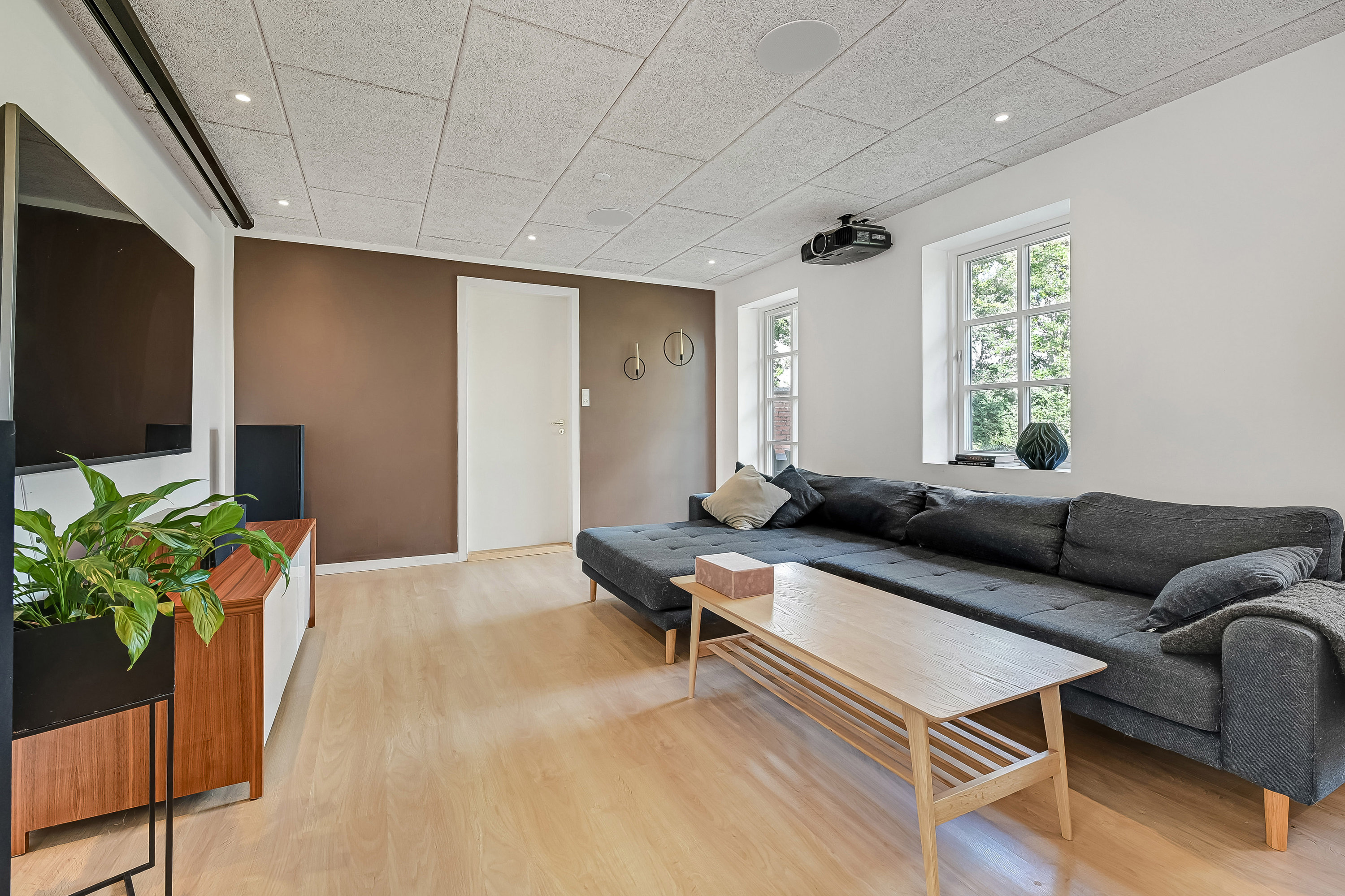 Fremhævet stue billede i fuldskærmstilstand. Billede af Holstebrovej 26A, Bjert, 7830 Vinderup