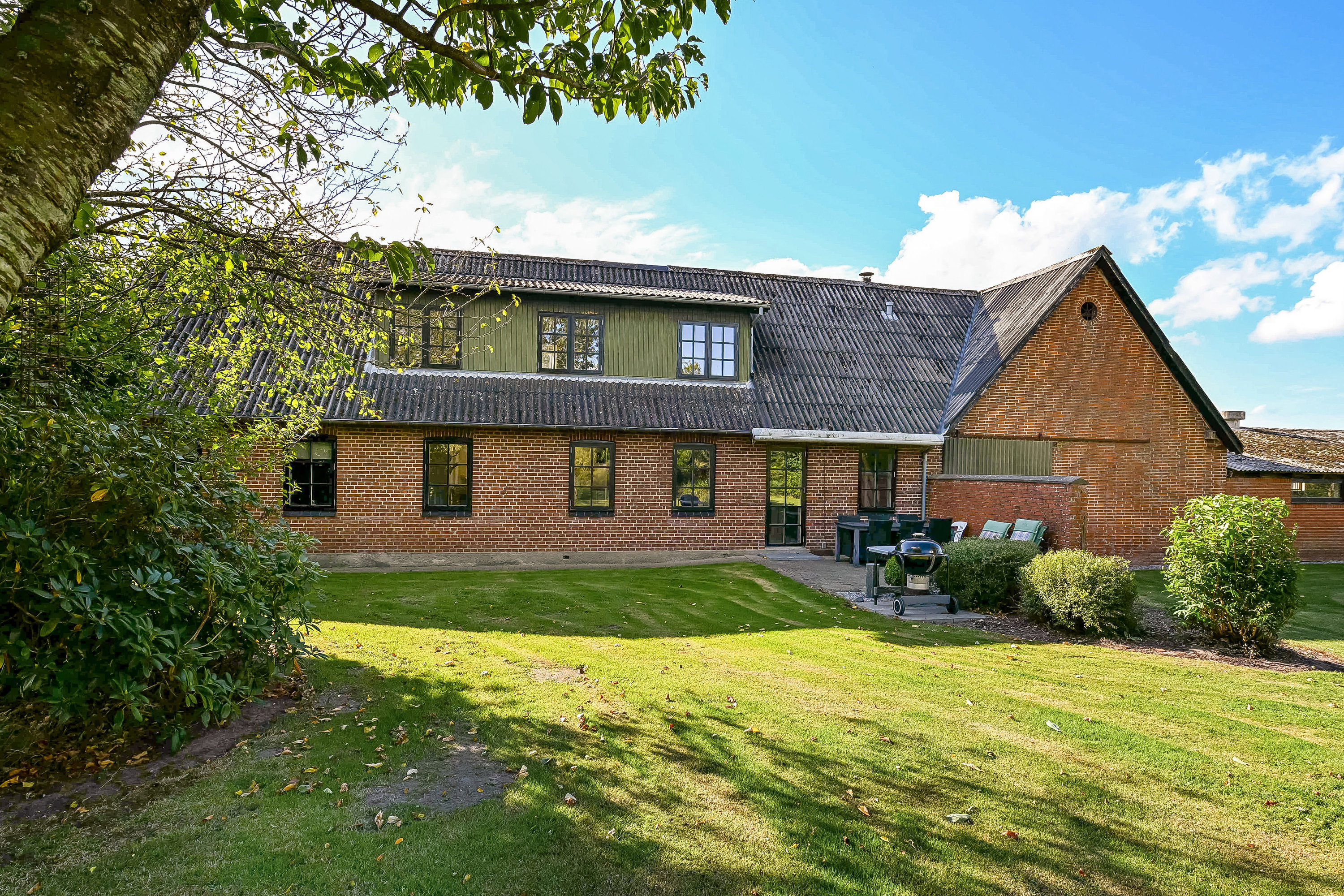 Fremhævet ejendommen billede i fuldskærmstilstand. Billede af Holstebrovej 26A, Bjert, 7830 Vinderup