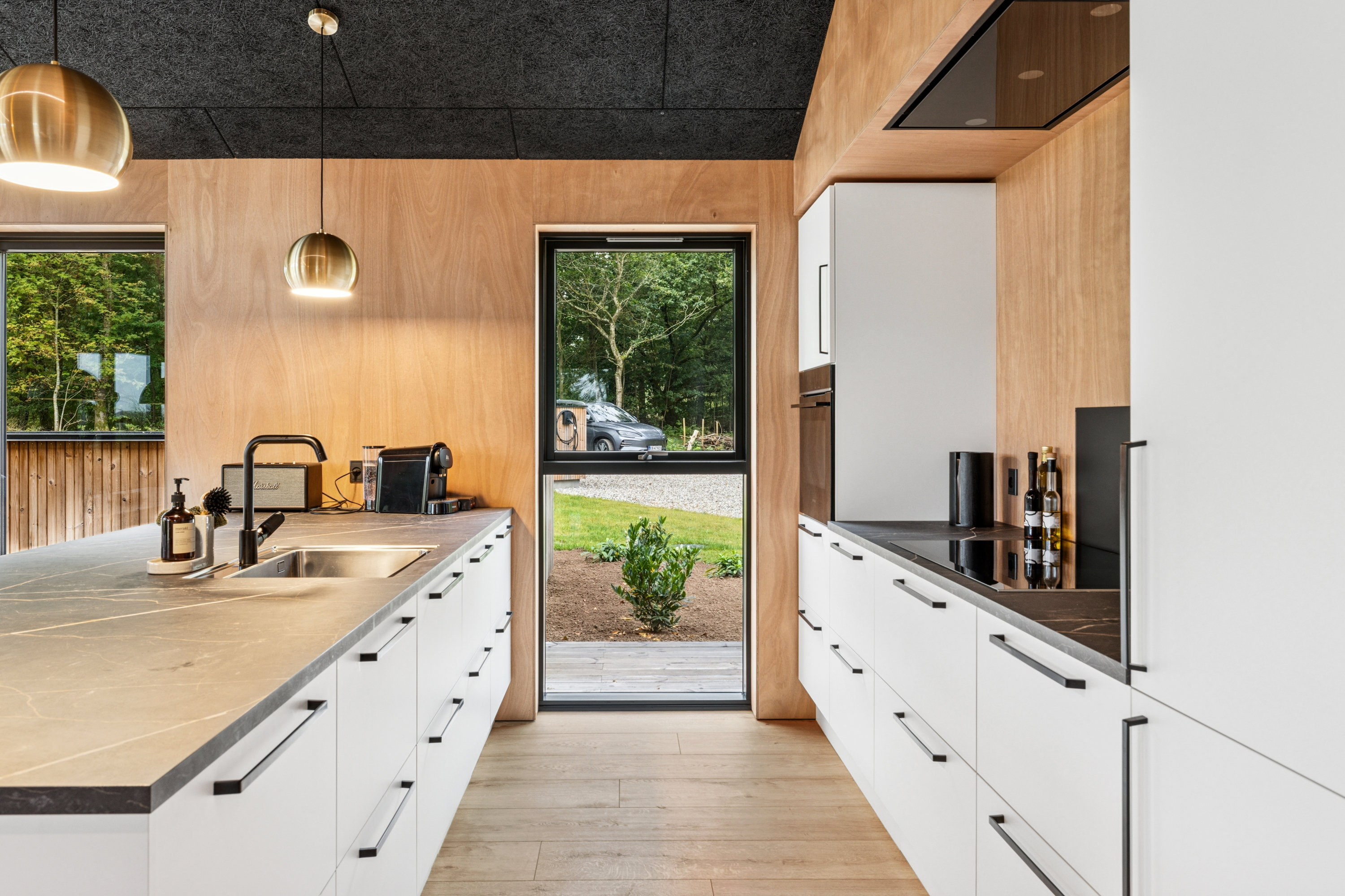 Fremhævet køkken billede i fuldskærmstilstand. Billede af Lynderupvej 65D, Lynderup, 8832 Skals