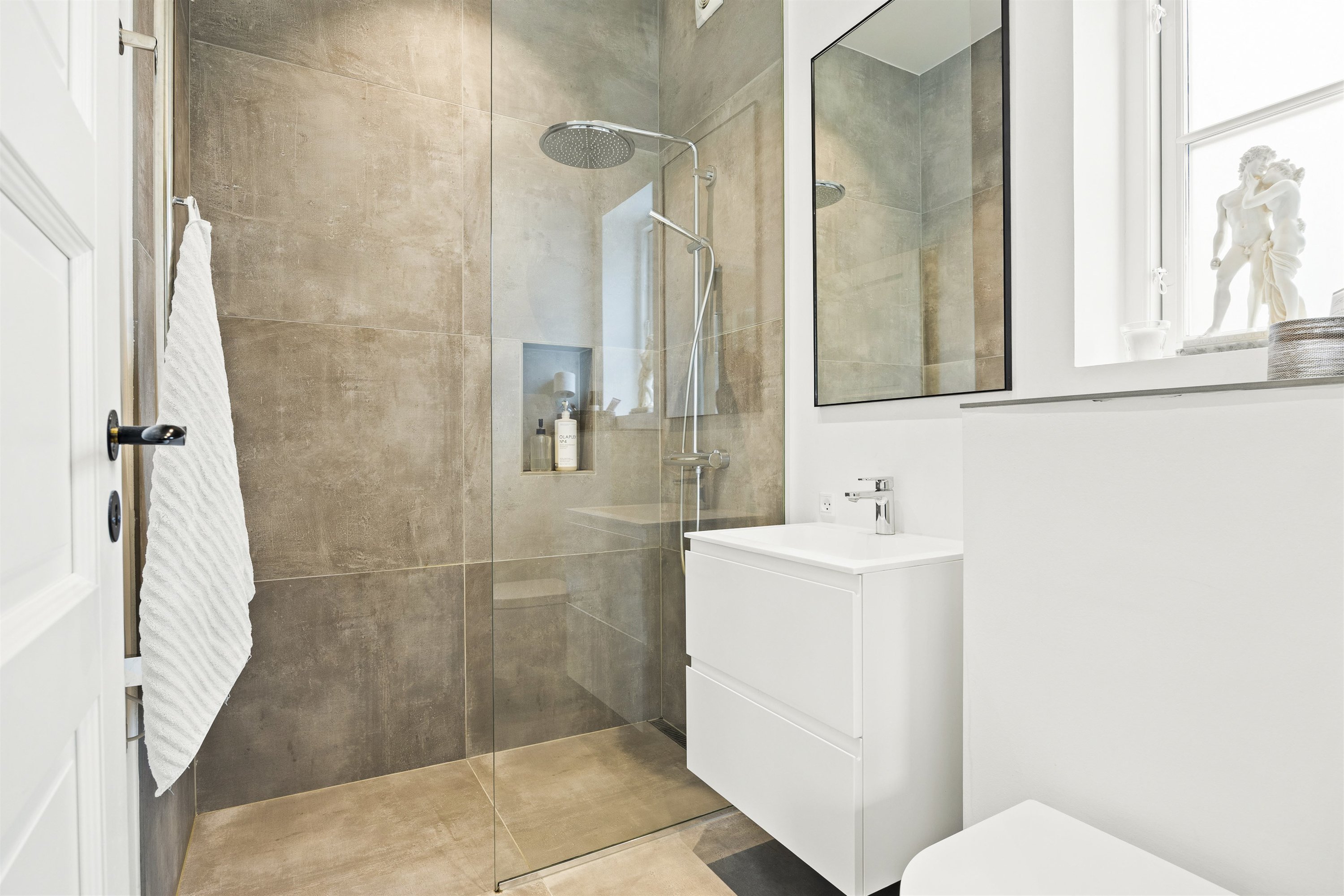 Fremhævet andet billede i fuldskærmstilstand. Billede af Vesterbyvej 18, 2820 Gentofte