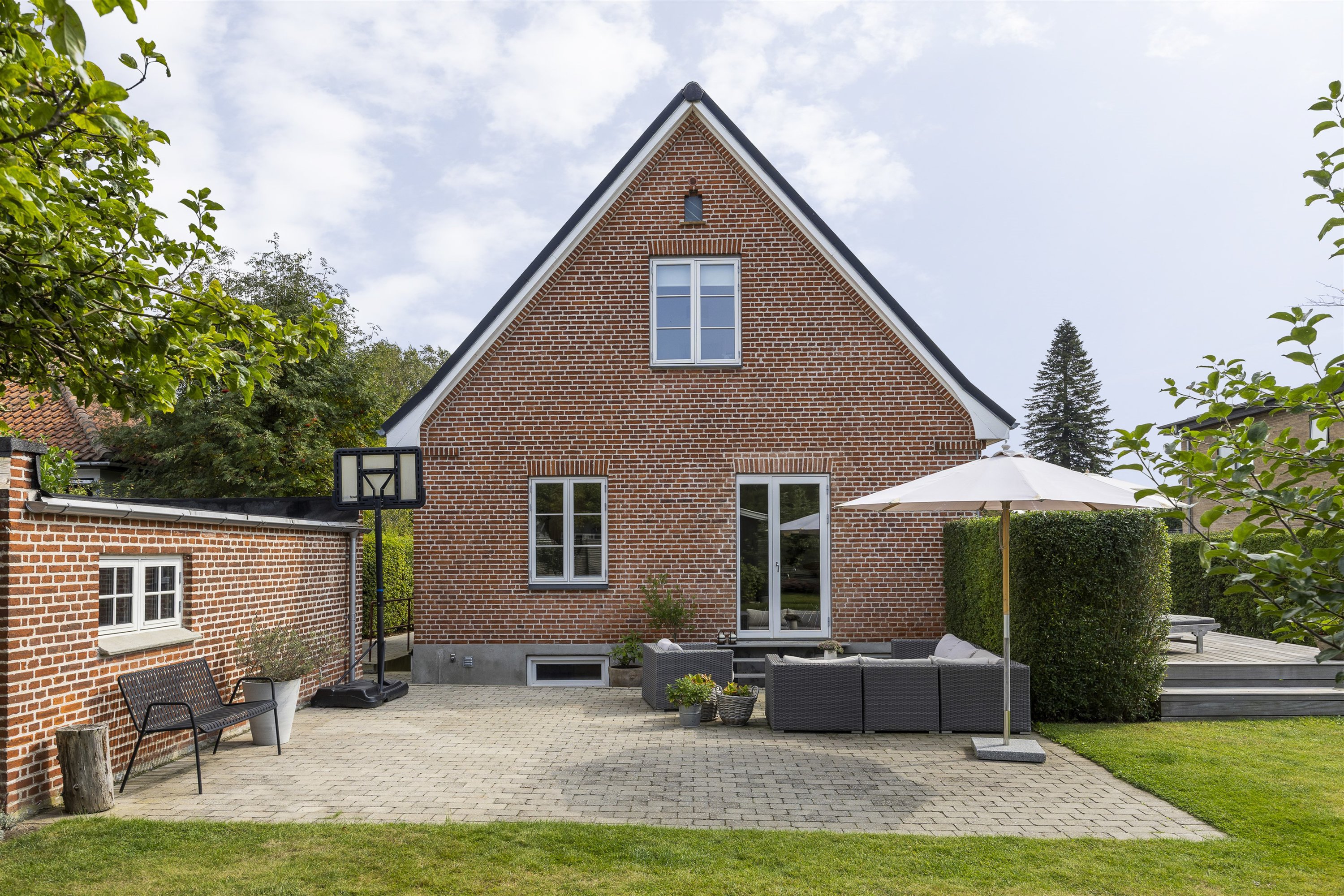 Fremhævet andet billede i fuldskærmstilstand. Billede af Vesterbyvej 18, 2820 Gentofte