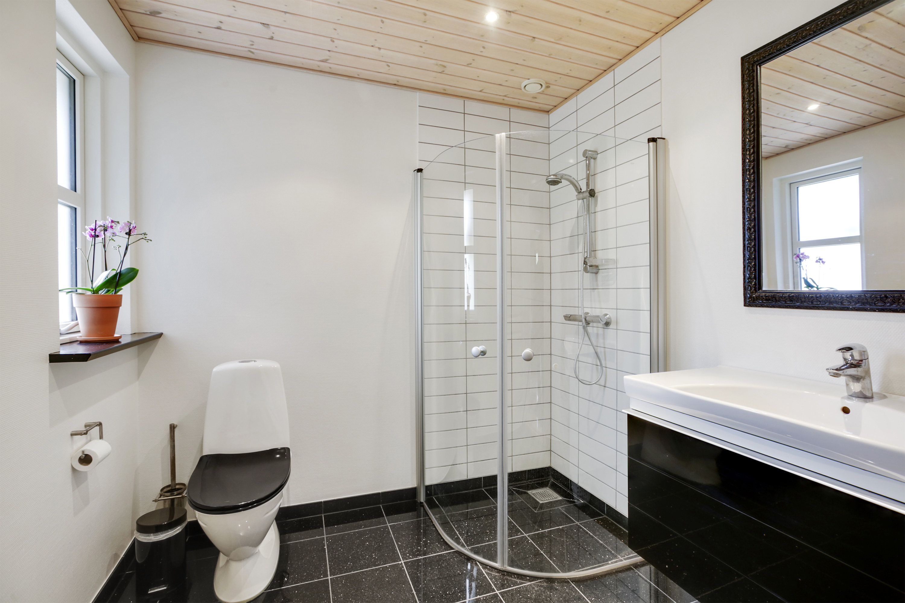 Fremhævet  billede i fuldskærmstilstand. Billede af Østkæret 3, Udsholt, 3230 Græsted