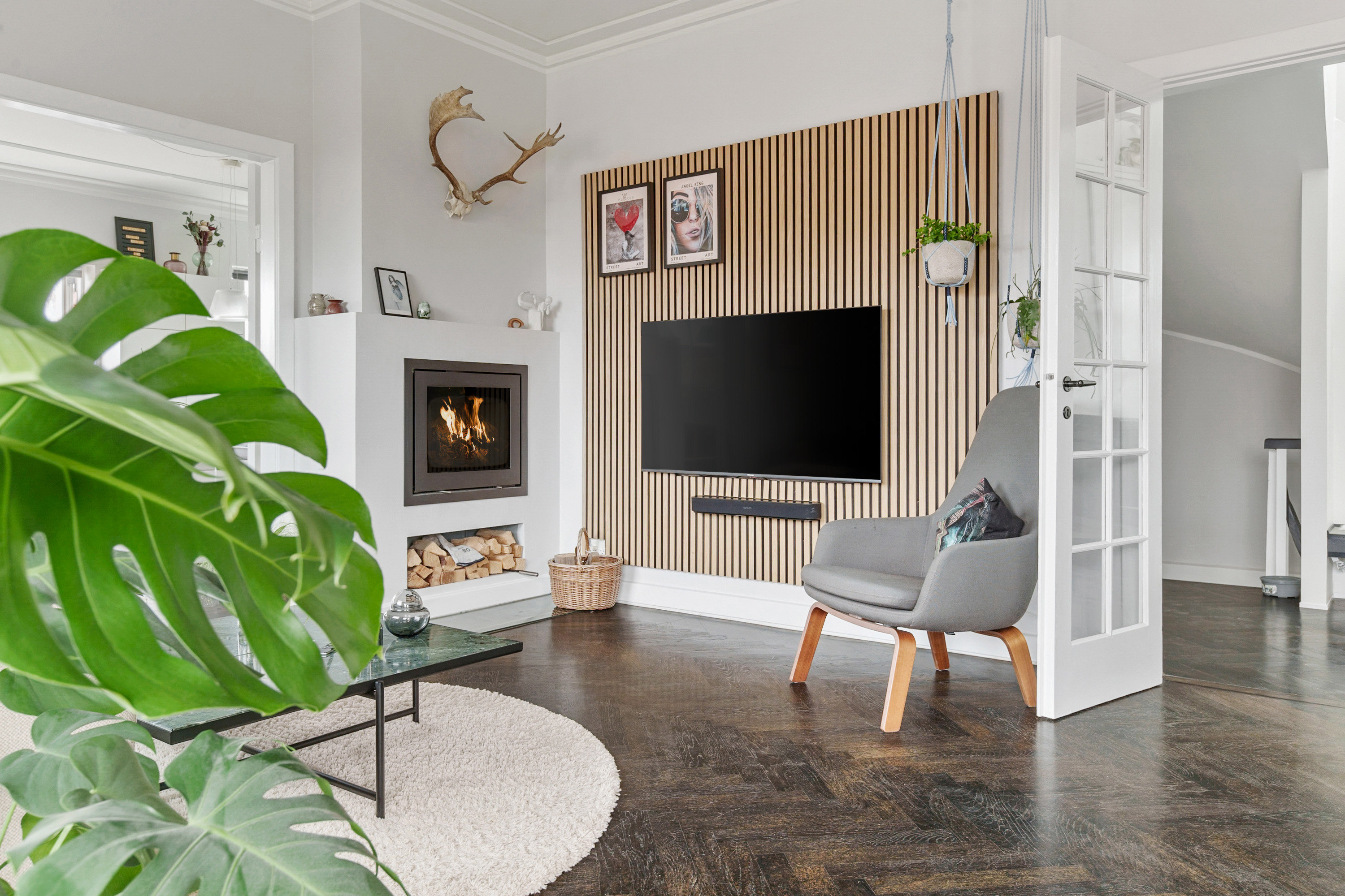 Fremhævet stue billede i fuldskærmstilstand. Billede af Skovvej 13, 2750 Ballerup