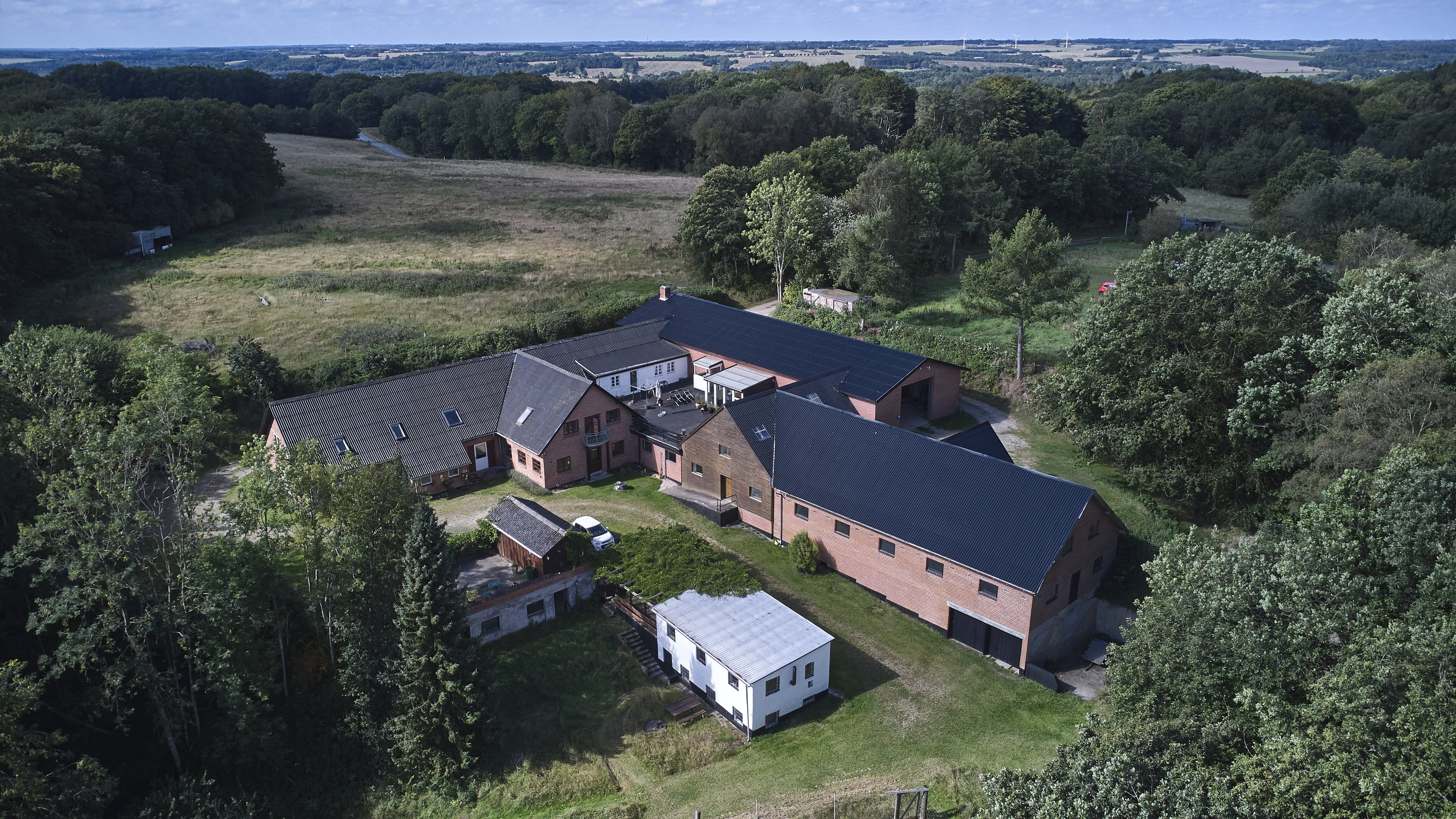 Miniaturebillede 1: ejendommen. Billede af Svostrupvej 27, 8883 Gjern