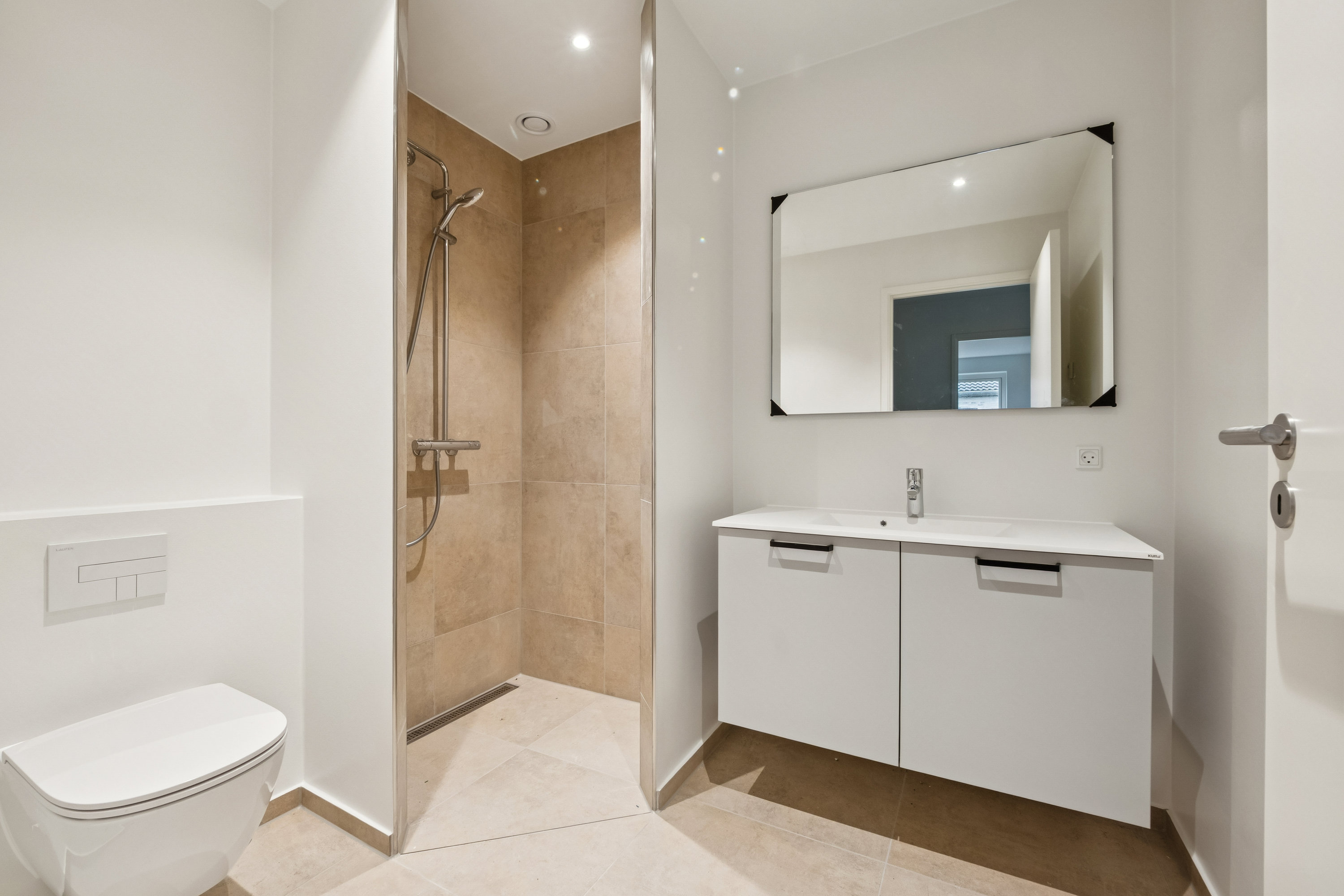 Fremhævet badeværelse billede i fuldskærmstilstand. Billede af Junker Ottos Vej 10, 8800 Viborg