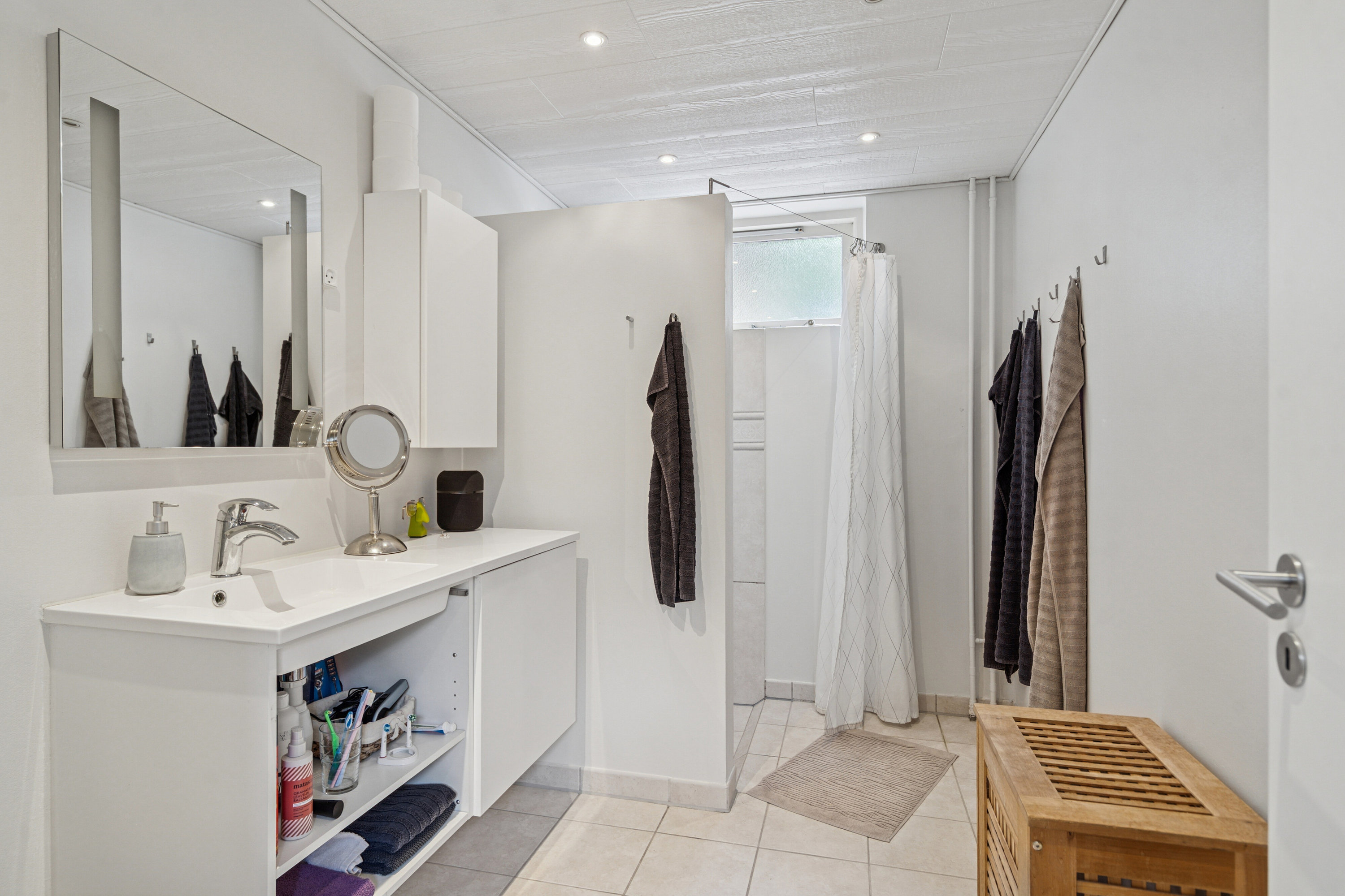 Fremhævet badeværelse billede i fuldskærmstilstand. Billede af Vedbendvej 1, 5550 Langeskov