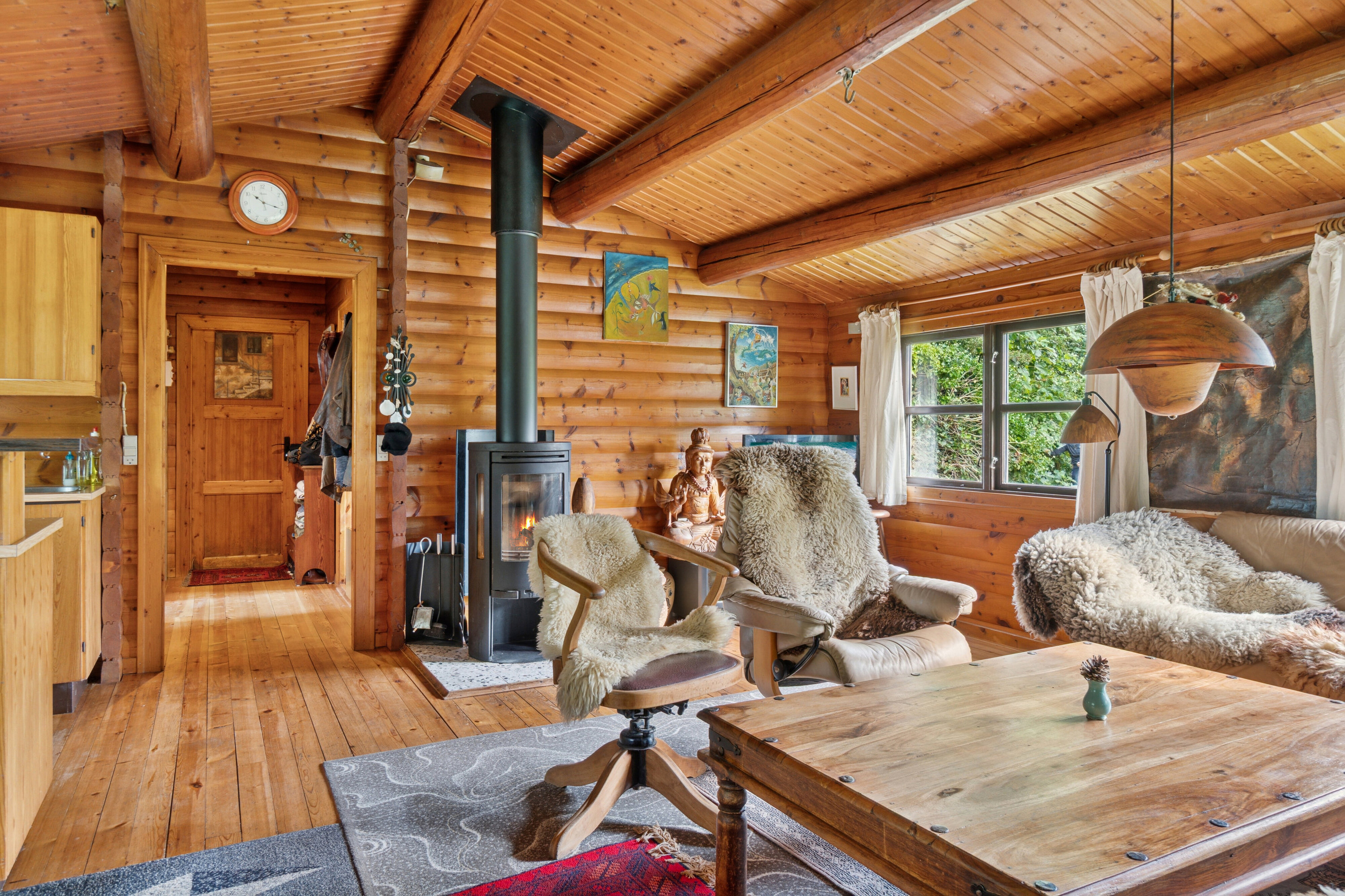 Fremhævet stue billede i fuldskærmstilstand. Billede af Hjejlevej 17, Kirke Stillinge, 4200 Slagelse