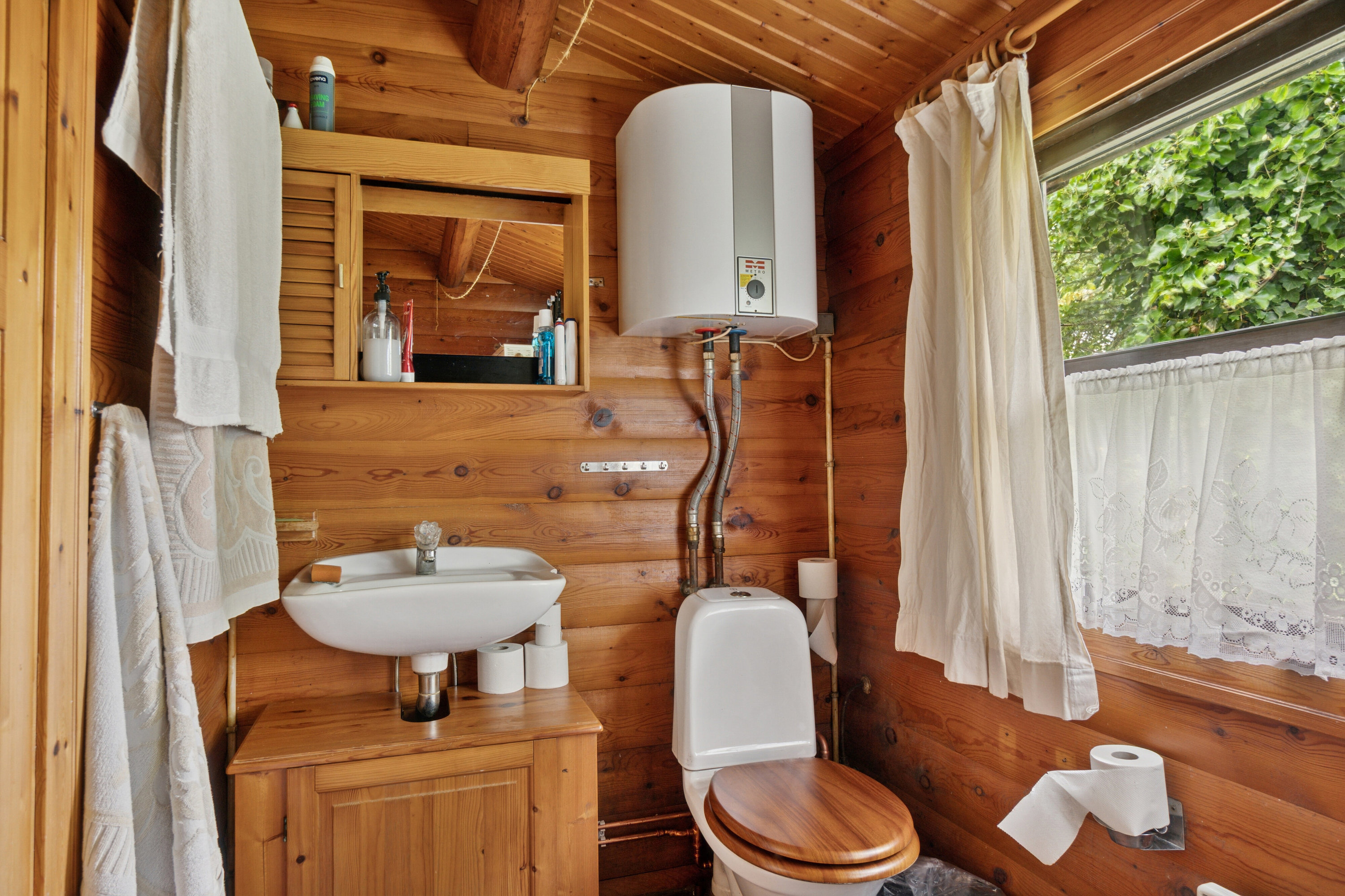 Fremhævet badeværelse billede i fuldskærmstilstand. Billede af Hjejlevej 17, Kirke Stillinge, 4200 Slagelse