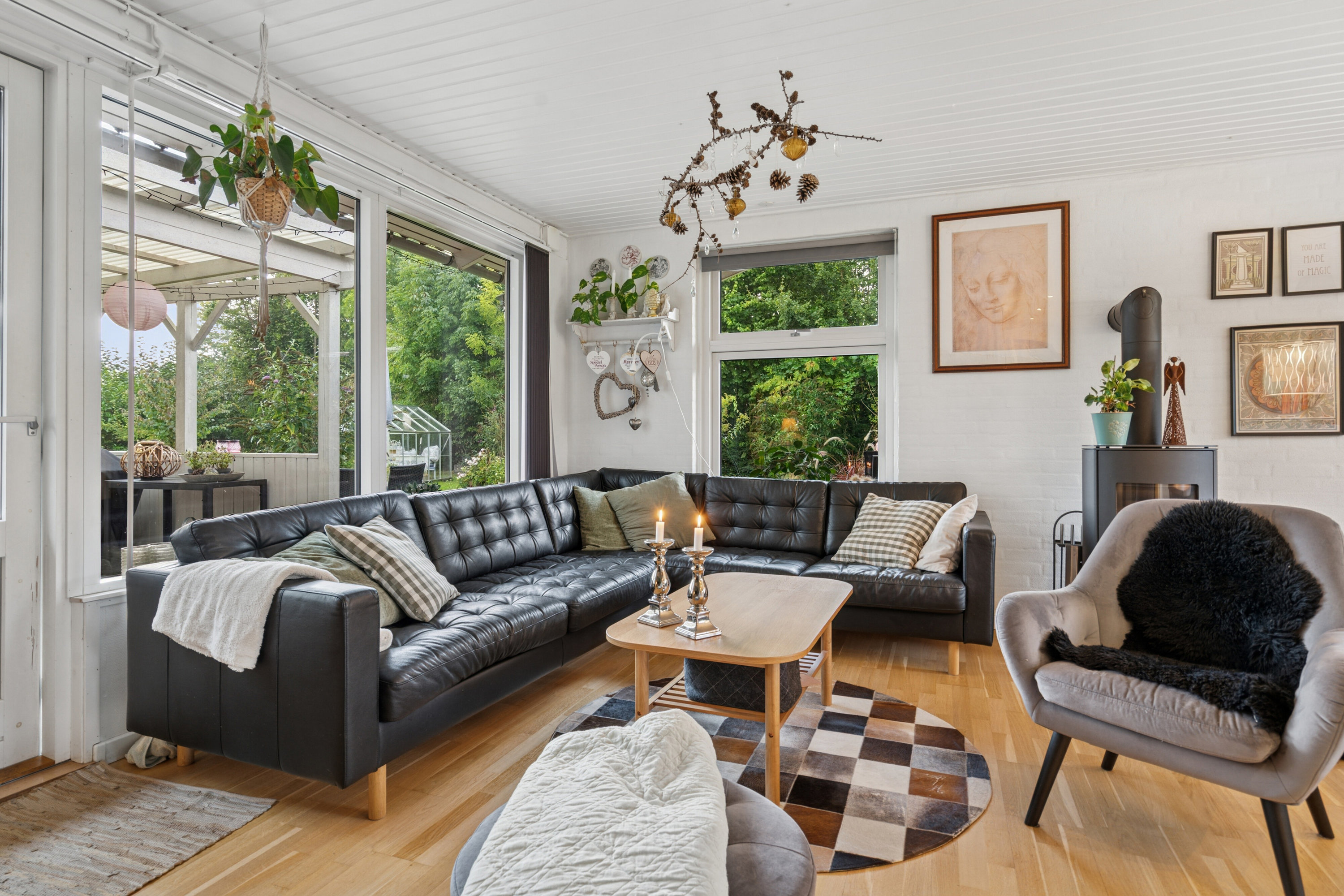 Fremhævet stue billede i fuldskærmstilstand. Billede af Hedvigsvej 8A, 4654 Faxe Ladeplads