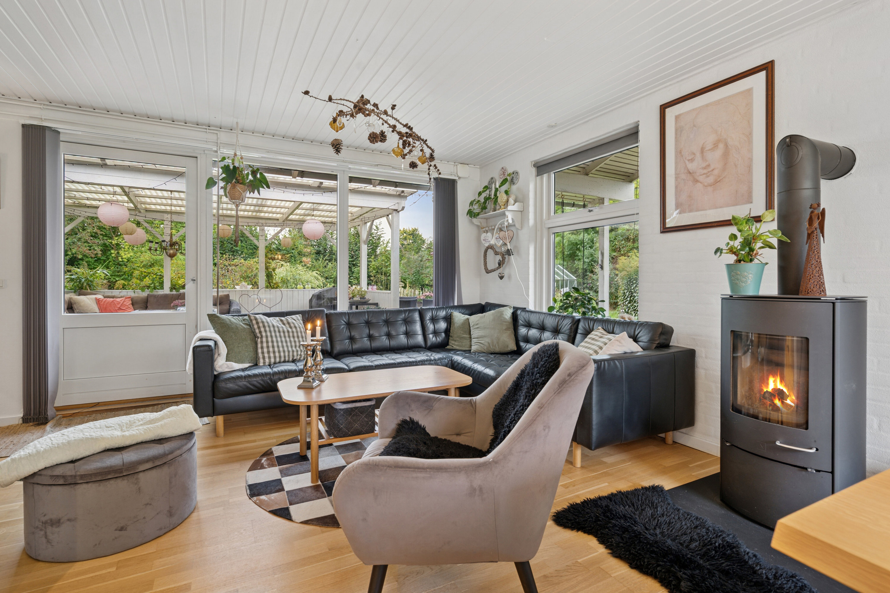 Fremhævet stue billede i fuldskærmstilstand. Billede af Hedvigsvej 8A, 4654 Faxe Ladeplads