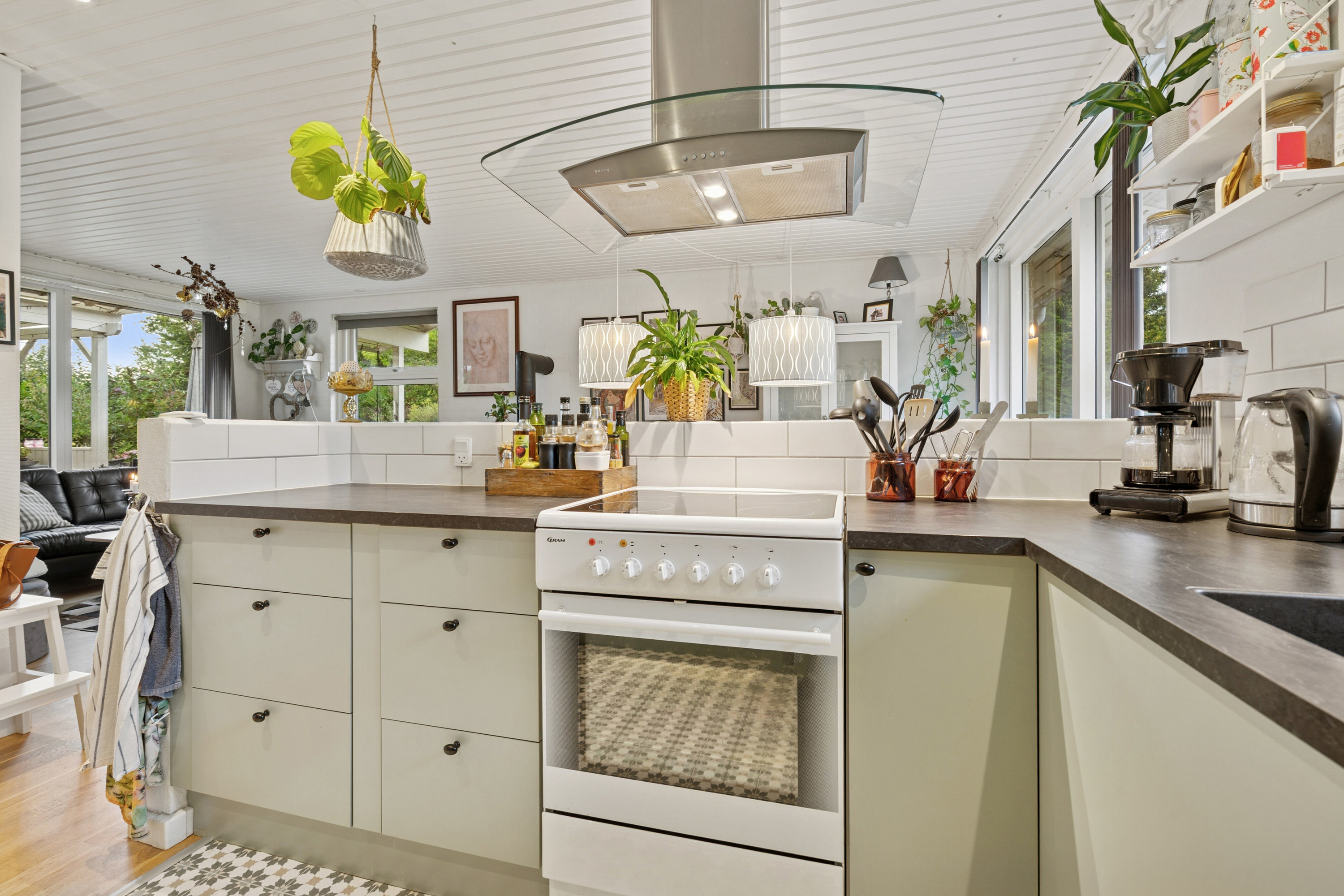 Fremhævet køkken billede i fuldskærmstilstand. Billede af Hedvigsvej 8A, 4654 Faxe Ladeplads