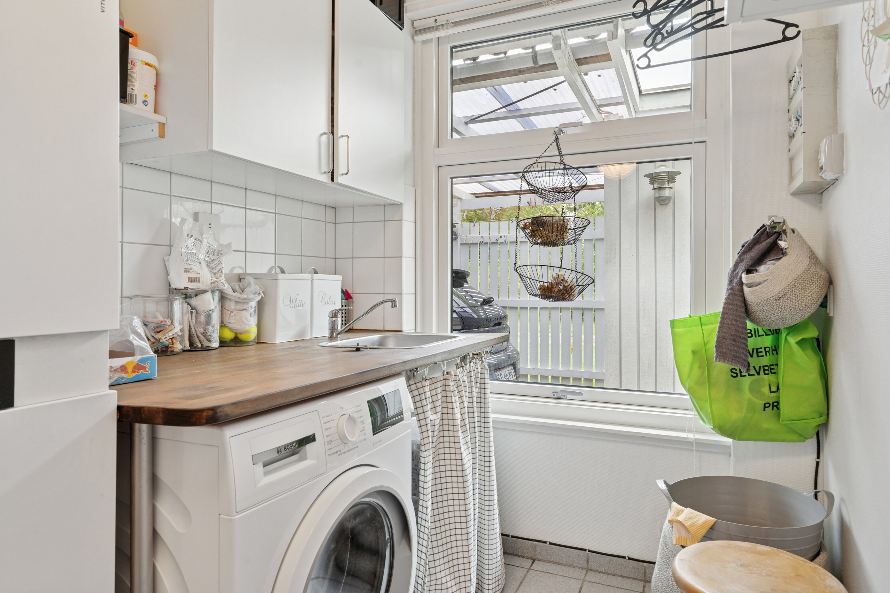 Fremhævet badeværelse billede i fuldskærmstilstand. Billede af Hedvigsvej 8A, 4654 Faxe Ladeplads