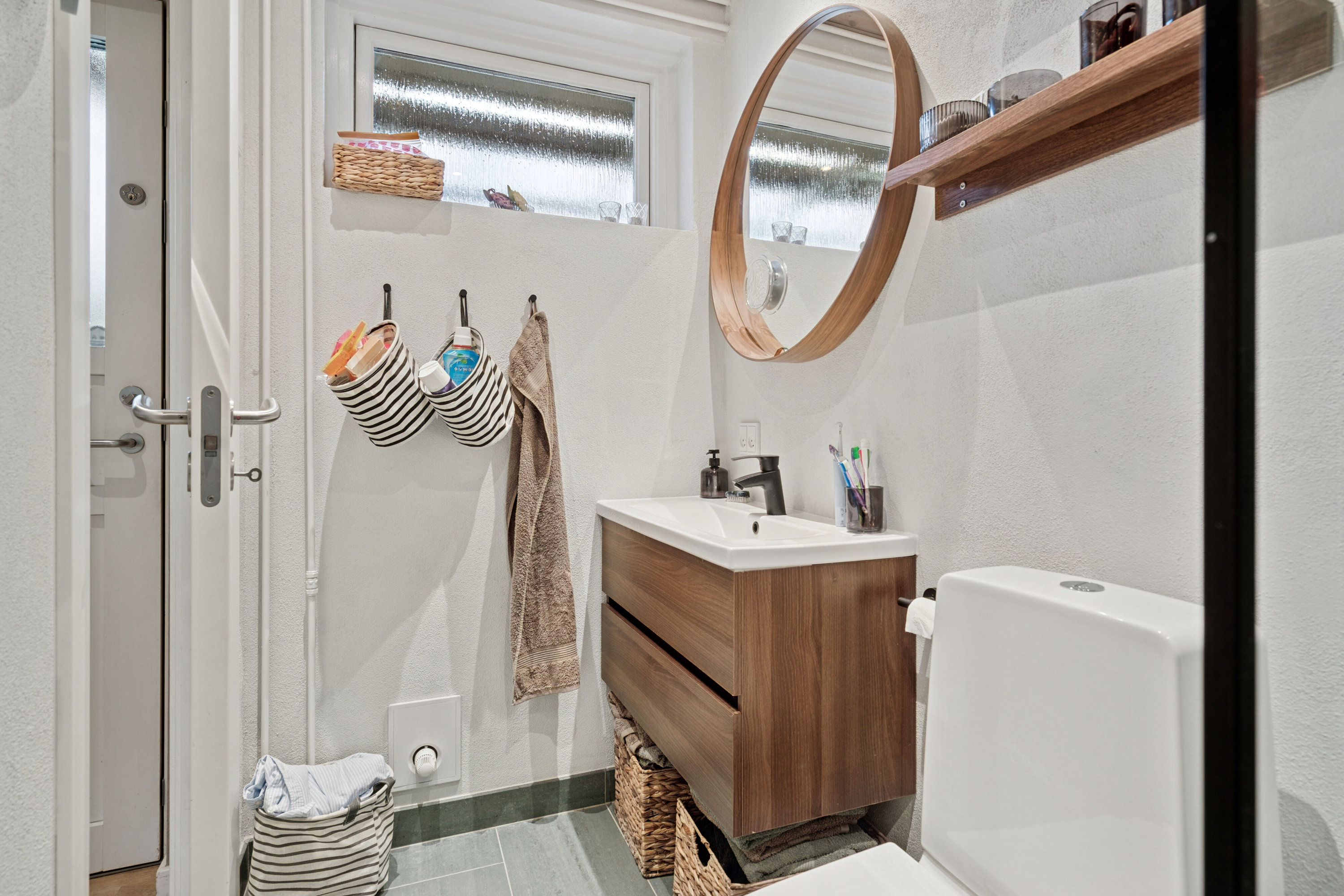 Fremhævet badeværelse billede i fuldskærmstilstand. Billede af Hedvigsvej 8A, 4654 Faxe Ladeplads