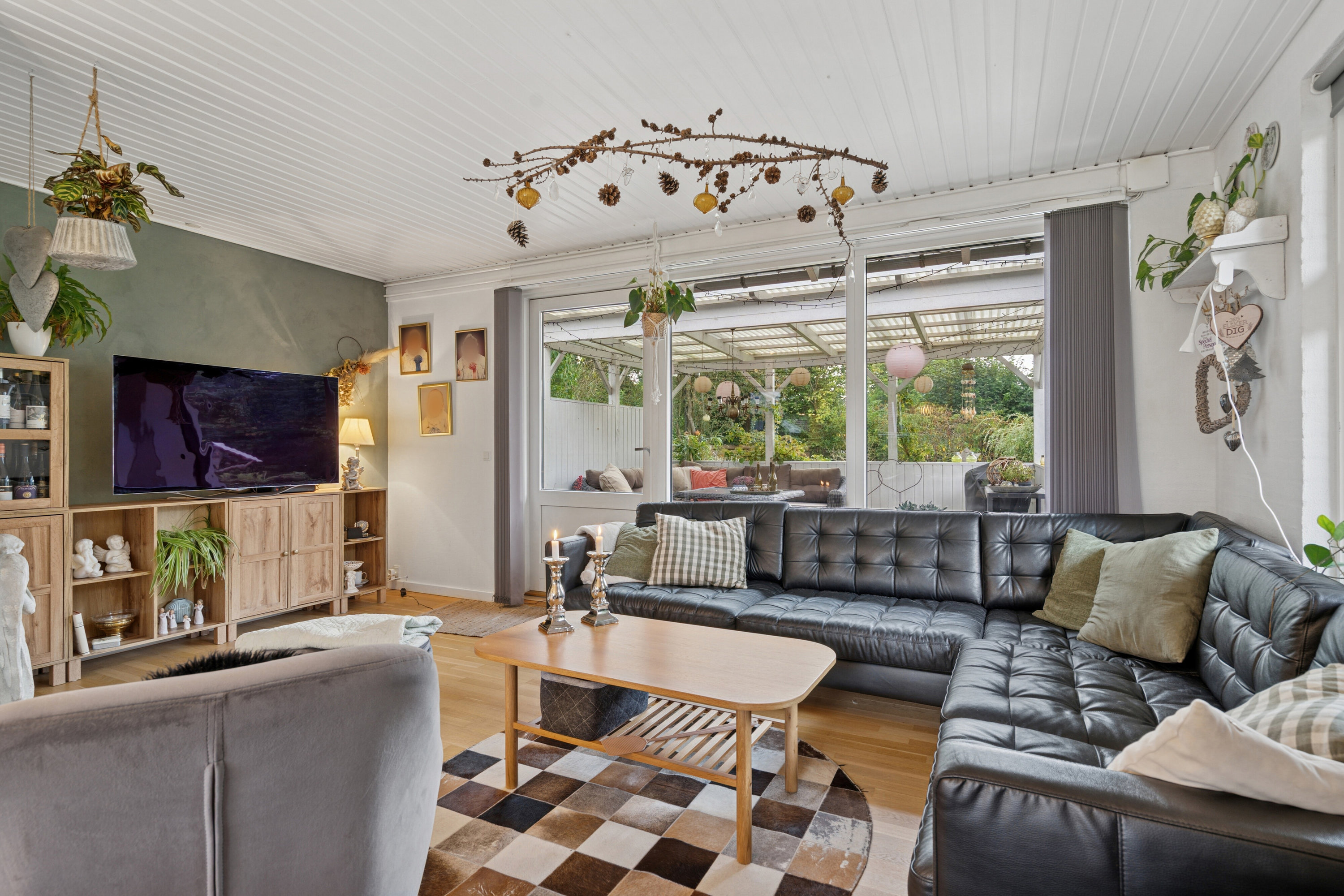 Fremhævet stue billede i fuldskærmstilstand. Billede af Hedvigsvej 8A, 4654 Faxe Ladeplads