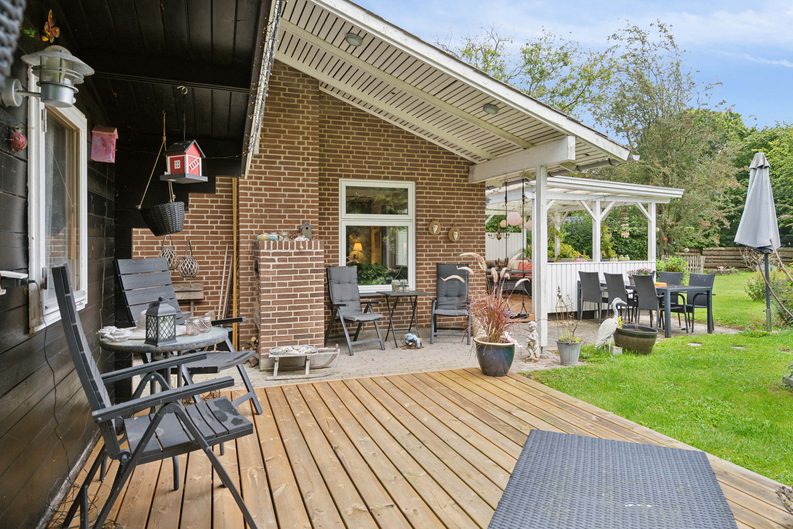 Miniaturebillede 1: terrasse. Billede af Hedvigsvej 8A, 4654 Faxe Ladeplads