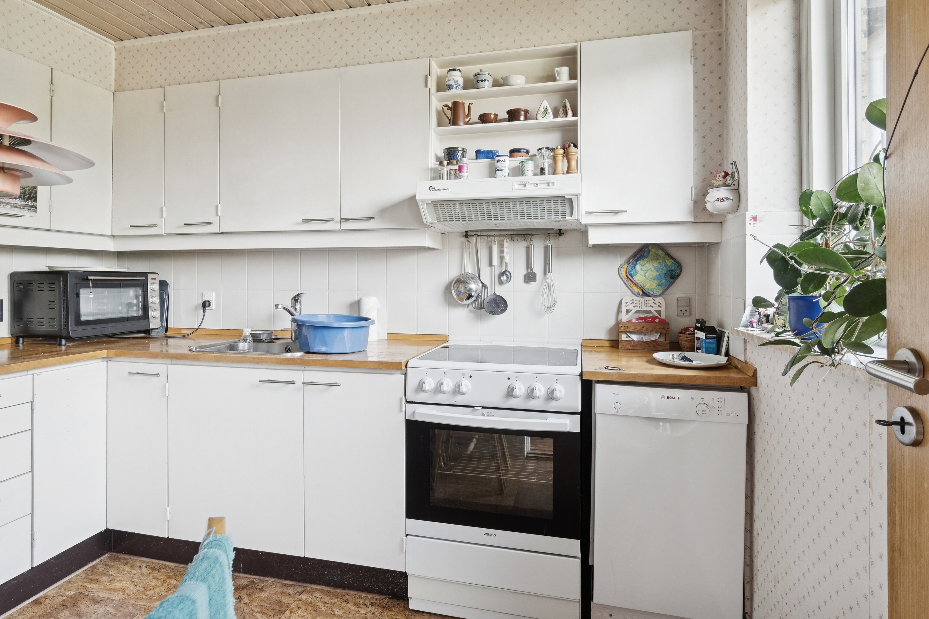 Fremhævet køkken billede i fuldskærmstilstand. Billede af Hedelyngen 25, 4573 Højby