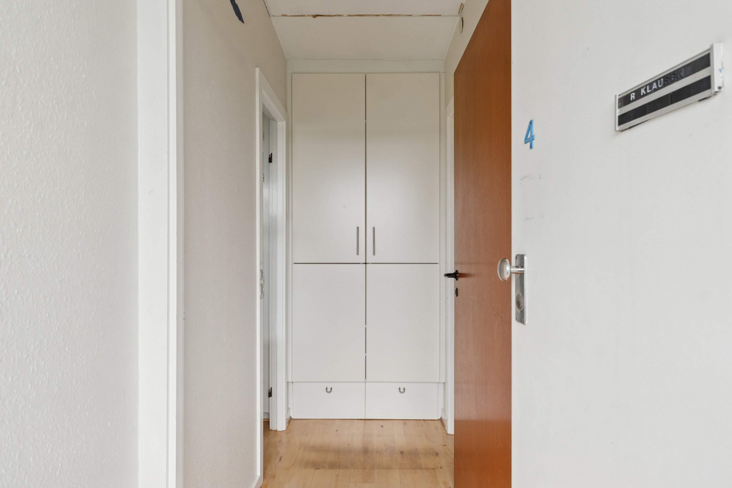 Fremhævet værelse billede i fuldskærmstilstand. Billede af Dommervænget 4E, 1. 4., 4000 Roskilde